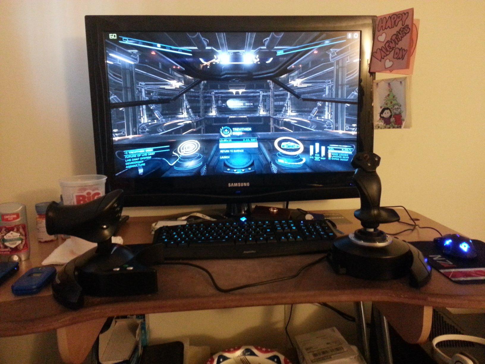 Thrustmaster T-Flight Hotas X (Compatible with PC) customer photo 2