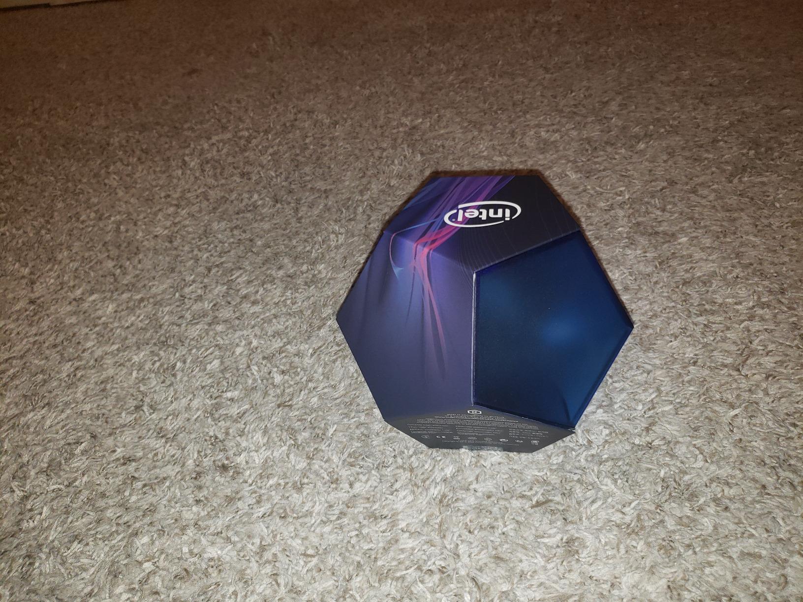 Intel Core i9-9900K Desktop Processor 8 Cores up to 5.0 GHz Turbo Unlocked LGA1151 300 Series 95W - Customer Photo 3