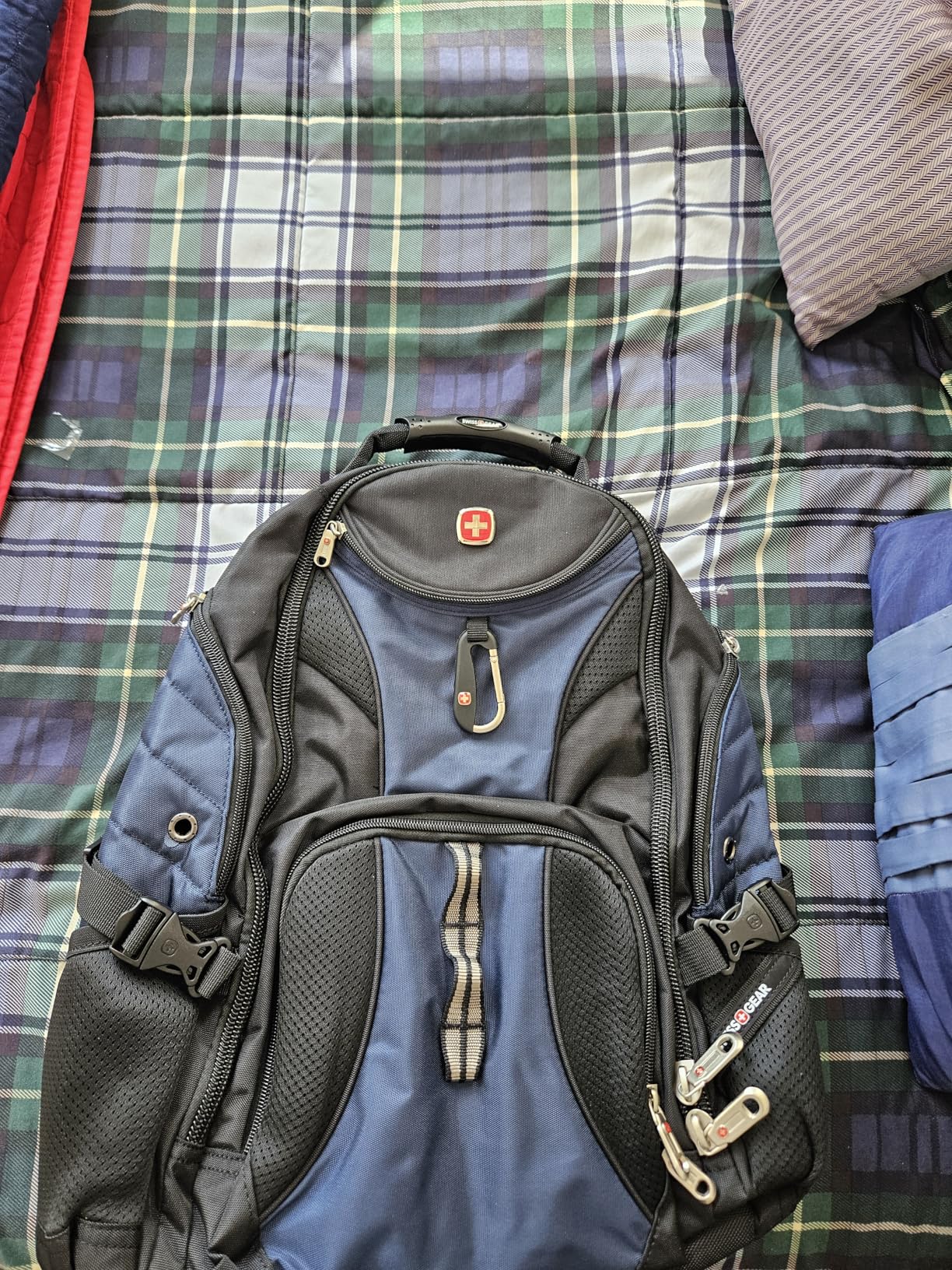 SwissGear 1900 Scansmart TSA 17 Laptop Backpack, Black, 19-Inch - Customer Photo 2