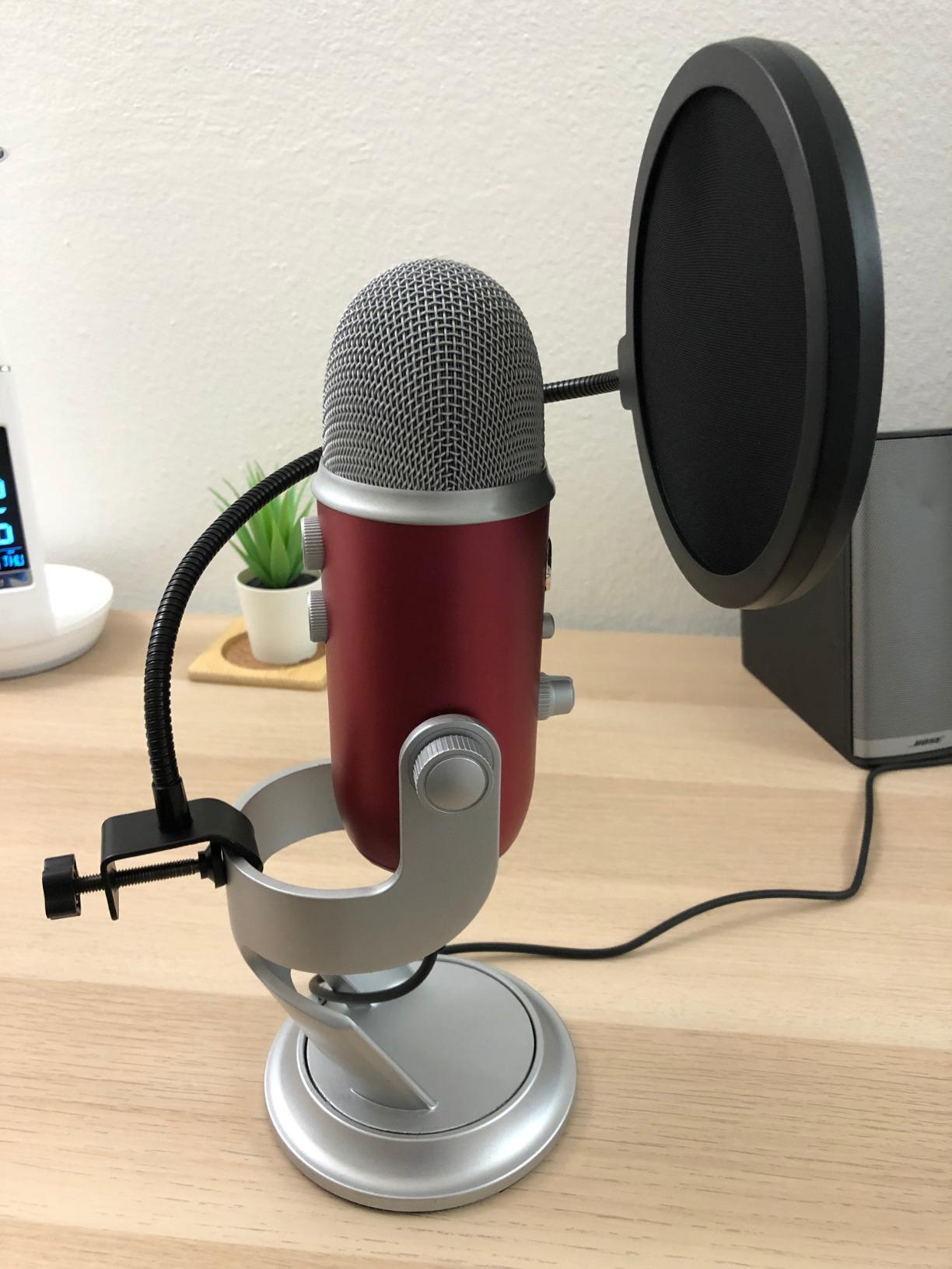 Neewer Professional Microphone Pop Filter Shield Compatible with Blue Yeti and Any Other Microphone, Dual Layered Wind Pop Screen With A Flexible 360 Degree Gooseneck Clip Stabilizing Arm - Customer Photo 5