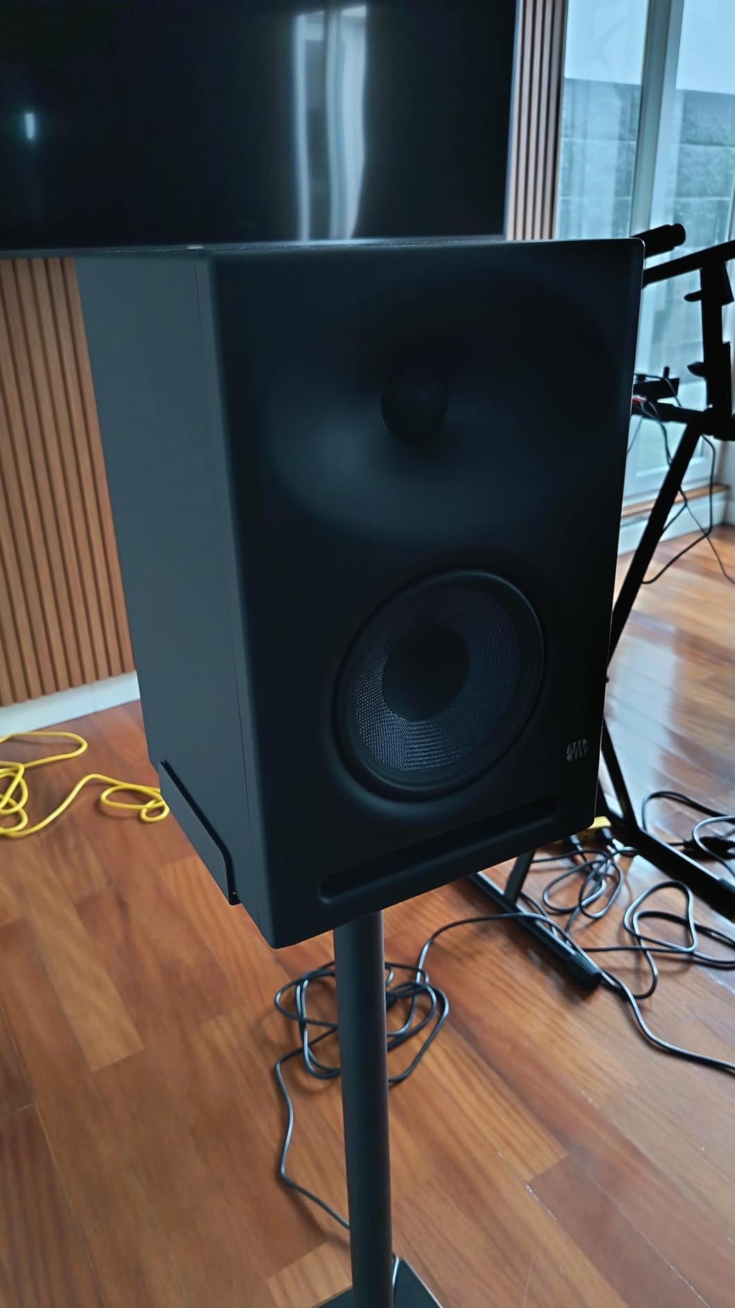 PreSonus Eris E5 2-Way 5.25 PreSonus Eris E5 2-Way 5.25