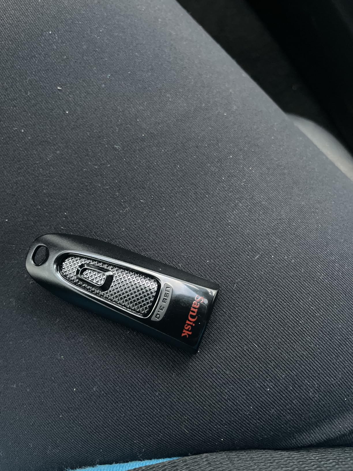 SanDisk 128GB Ultra USB 3.0 Flash Drive - SDCZ48-128G-U46, Red - Customer Photo 1