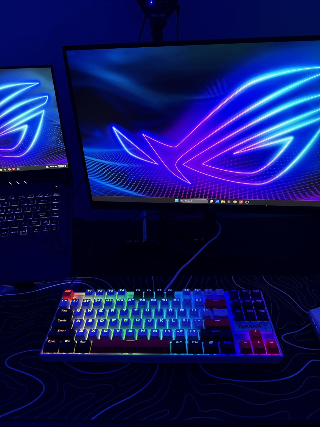 Redragon K552P Mechanical Gaming Keyboard TKL with 18 Backlight Modes, Hot-Swappable Red Switches, 87-Key Compact Ergonomic Design, N-Key Rollover & Software Programmable Macro - RGB, Black - Customer Photo 2