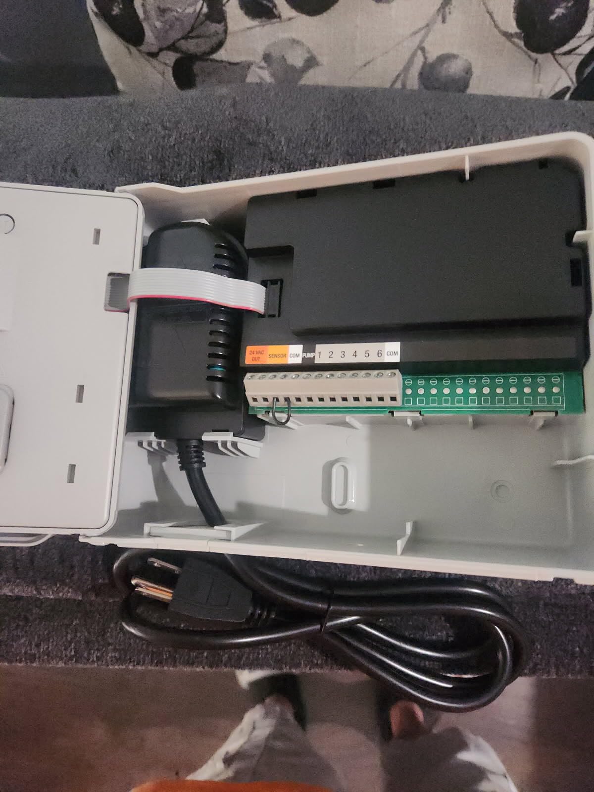 Orbit 57950 B-hyve 12-Zone Smart Indoor/Outdoor Sprinkler Controller Customer Review Orbit 57950 B-hyve 12-Zone Smart Indoor/Outdoor Sprinkler Controller - Customer Photo 2