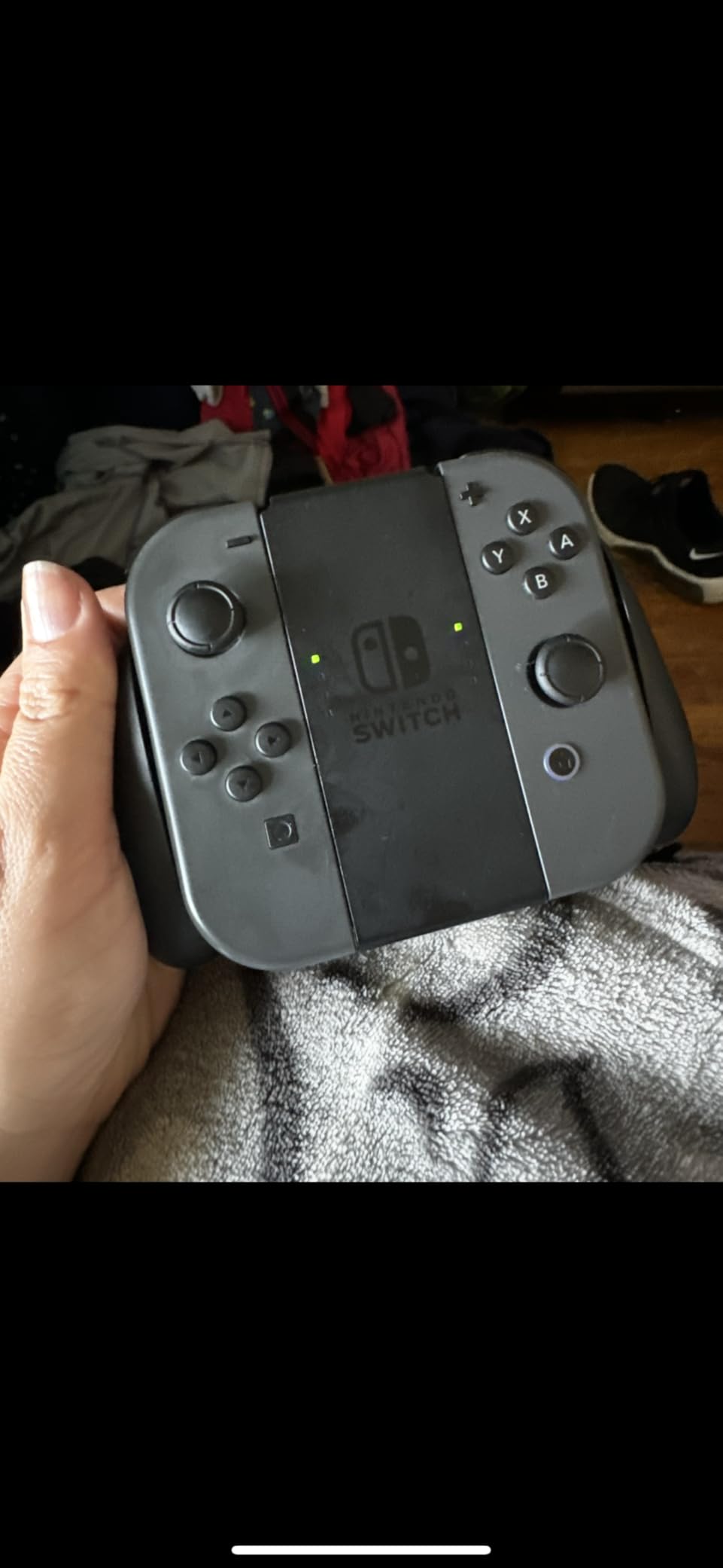 PowerA Joy Con Comfort Grips for Nintendo Switch - Black Customer Review PowerA Joy Con Comfort Grips for Nintendo Switch - Black - Customer Photo 4