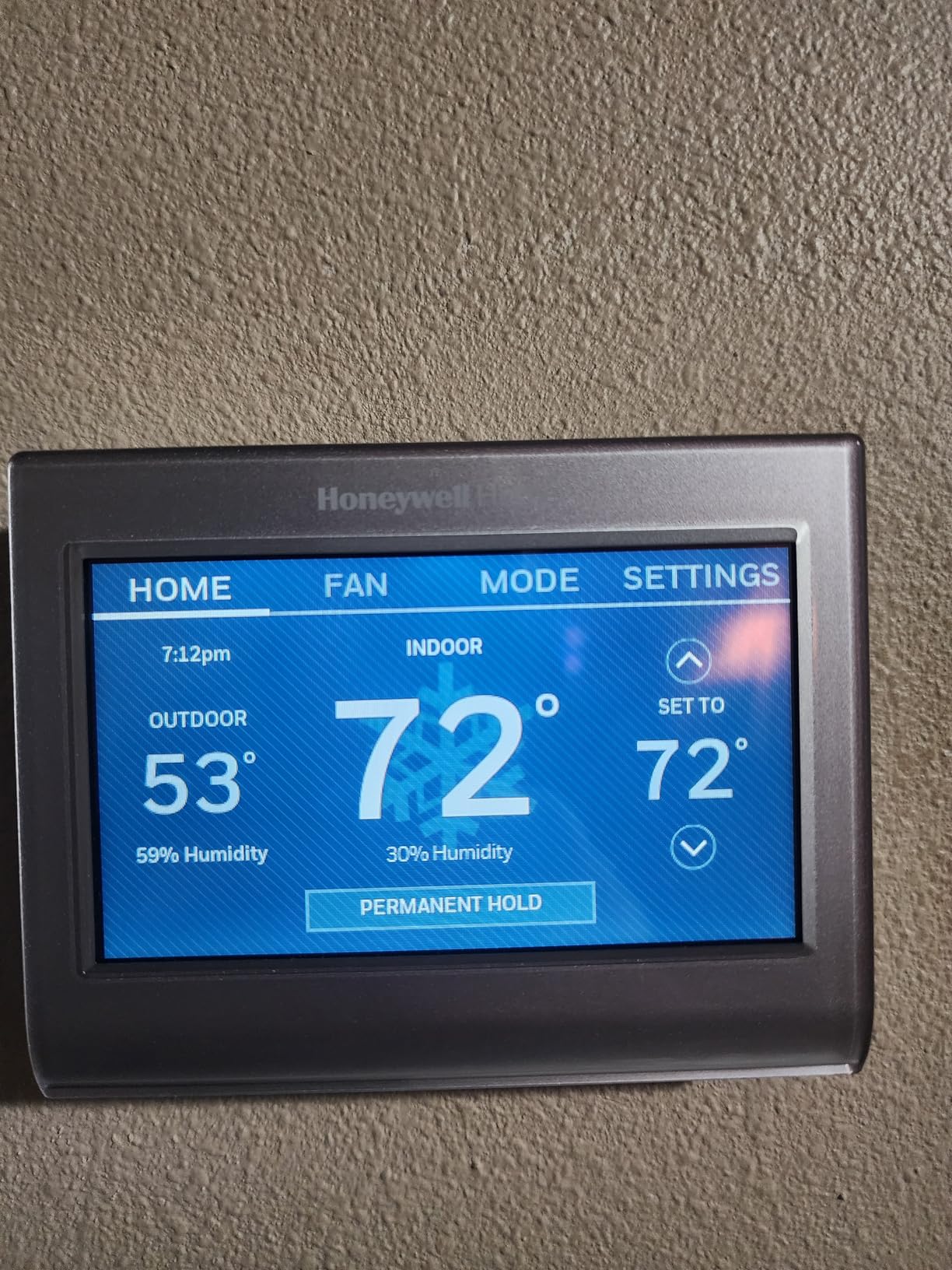 Honeywell Home RTH9585WF1004 Wi-Fi Smart Color Thermostat, 7 Day Programmable, Touch Screen, Energy Star, Alexa Ready, Gray Customer Review Honeywell Home RTH9585WF1004 Wi-Fi Smart Color Thermostat, 7 Day Programmable, Touch Screen, Energy Star, Alexa Ready, Gray - Customer Photo 1