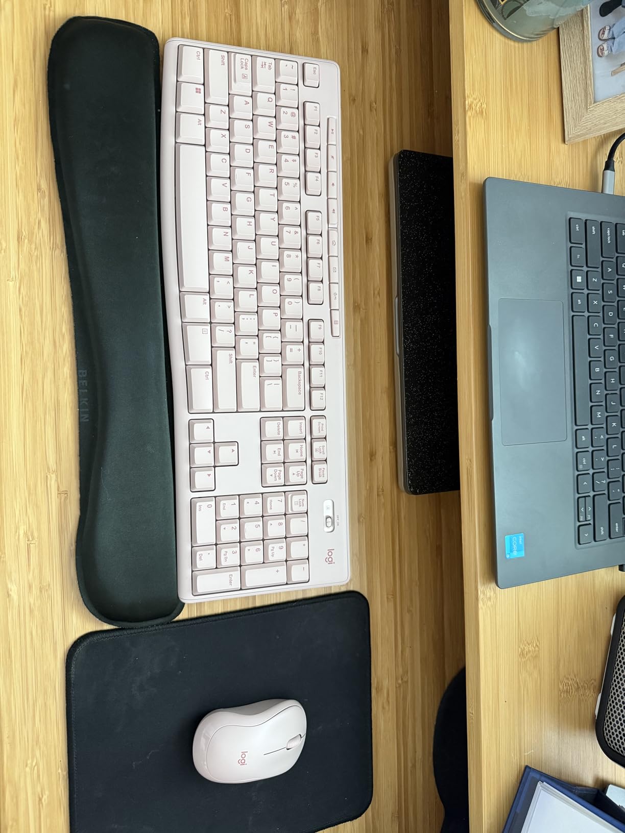Logitech MK270 Wireless Keyboard and Mouse Combo for Windows, 2.4 GHz Wireless, Compact Mouse, 8 Multimedia and Shortcut Keys, 2-Year Battery Life, for PC, Laptop - Black customer photo 1