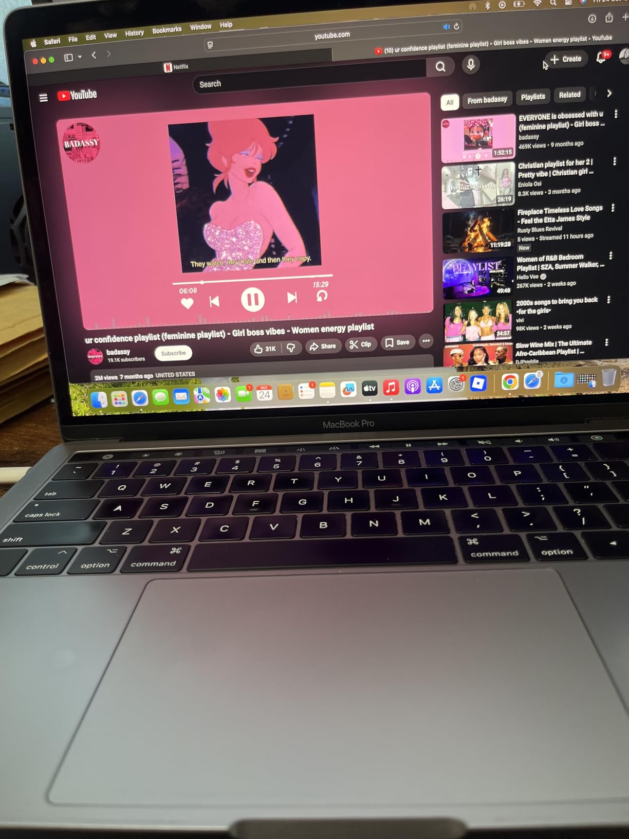Apple 13in MacBook Pro, Retina, Touch Bar, 3.1GHz Intel Core i5 Dual Core, 8GB RAM, 256GB SSD, Space Gray, MPXV2LL/A (Renewed) Customer Review Apple 13in MacBook Pro, Retina, Touch Bar, 3.1GHz Intel Core i5 Dual Core, 8GB RAM, 256GB SSD, Space Gray, MPXV2LL/A (Renewed) - Customer Photo 1