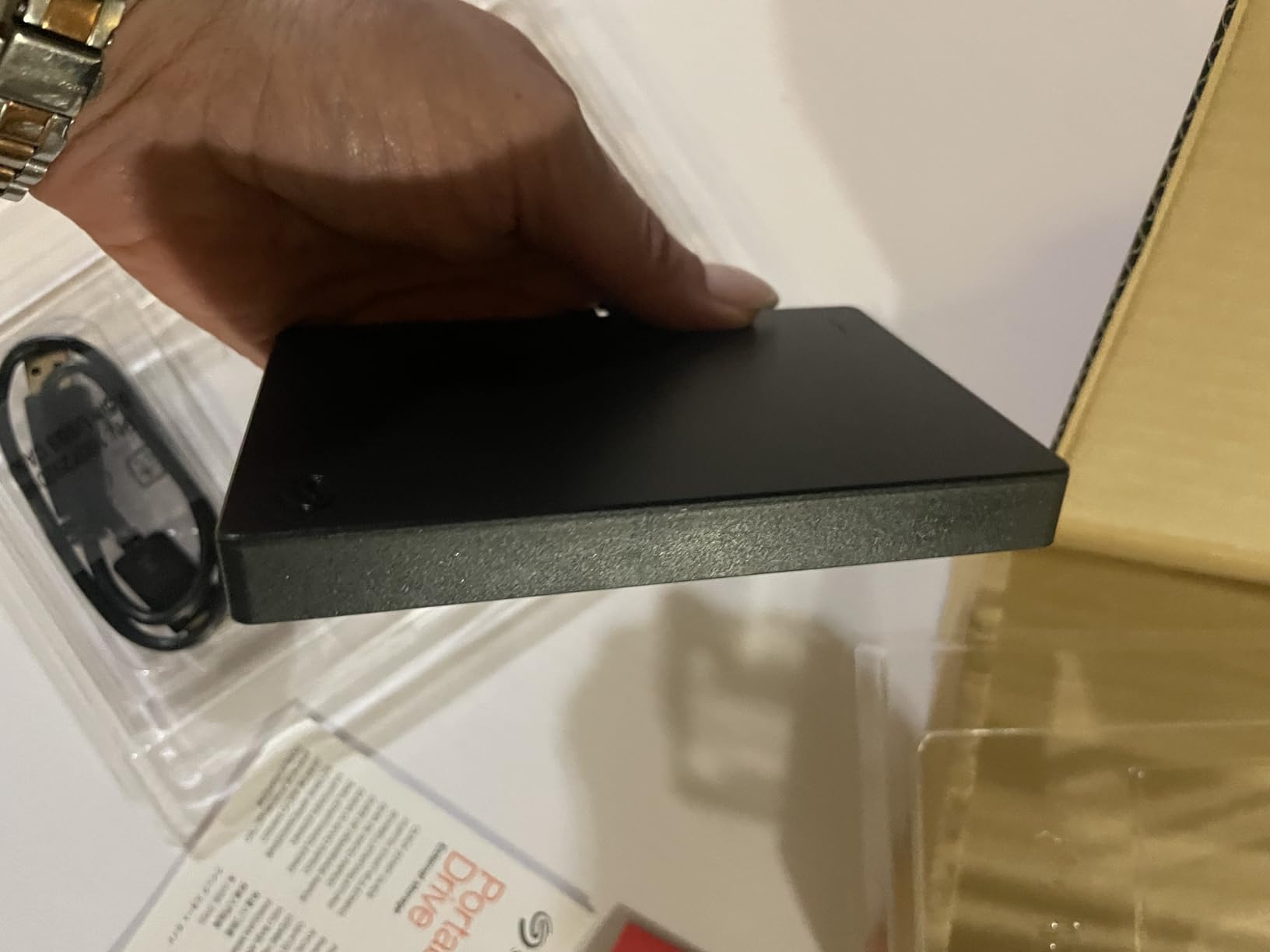 Seagate Portable 4TB External Hard Drive HDD – USB 3.0 for PC, Mac, Xbox, & PlayStation - 1-Year Rescue Service (STGX4000400) - Customer Photo 4