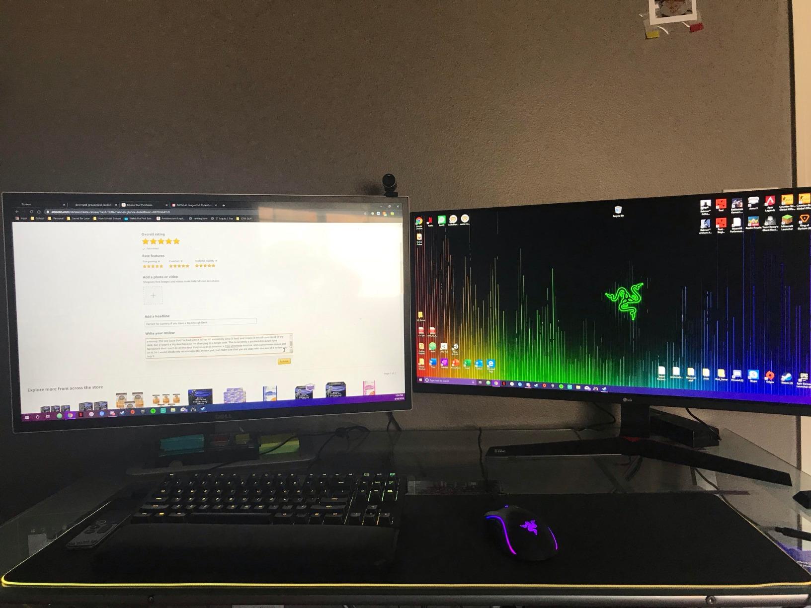 Razer Goliathus Extended Chroma Gaming Mousepad: Customizable Chroma RGB Lighting - Soft, Cloth Material - Balanced Control & Speed - Non-Slip Rubber Base - Classic Black customer photo 2