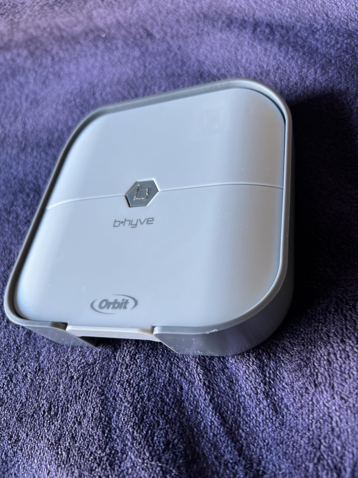 Orbit 57915 B-hyve 4-Zone Indoor Smart Sprinkler Controller Customer Review Orbit 57915 B-hyve 4-Zone Indoor Smart Sprinkler Controller - Customer Photo 2