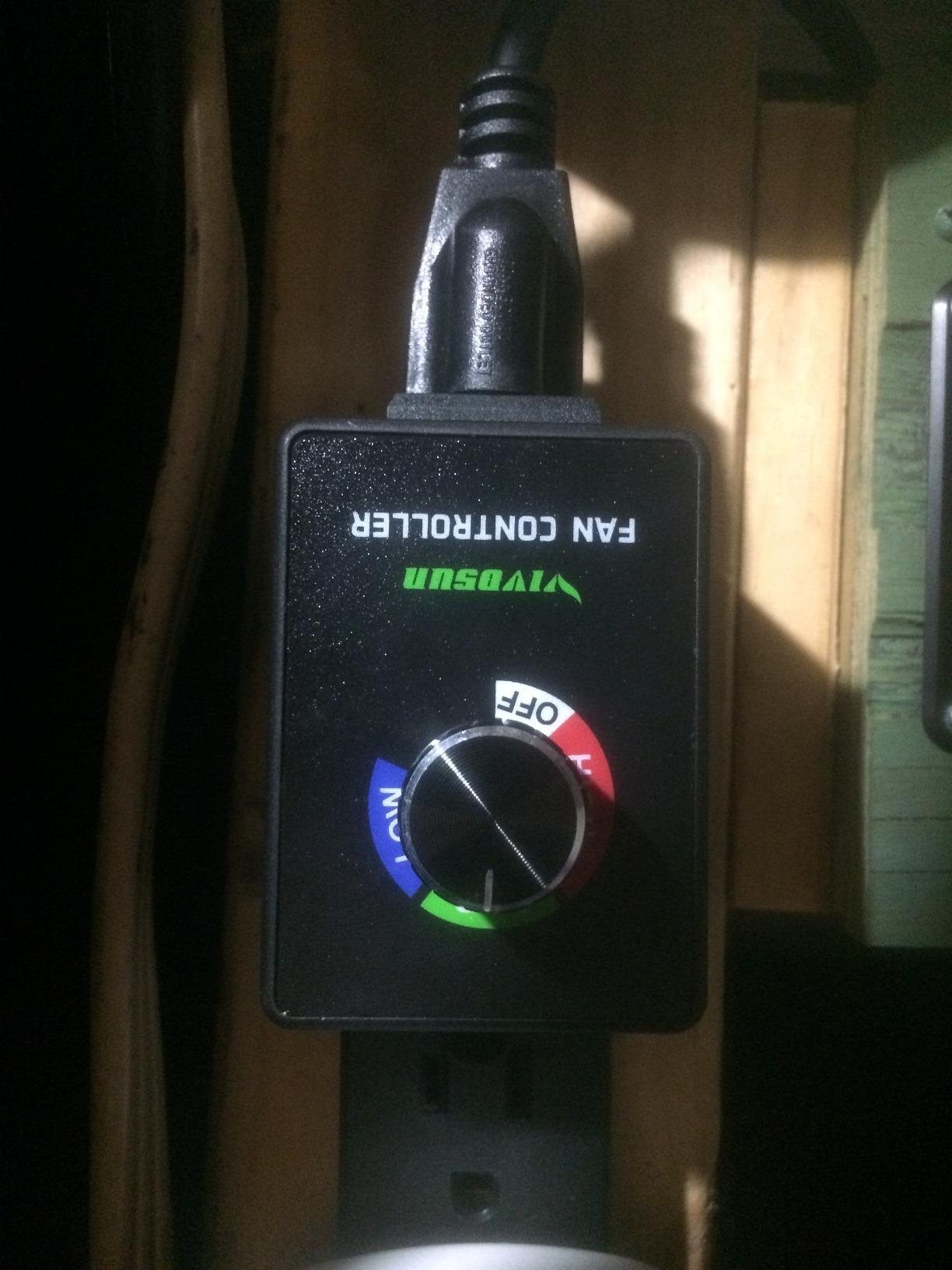VIVOSUN Variable Speed Controller Cordless Vent Blower Speed Adjuster for Inline Duct Exhaust Fan - Customer Photo 1