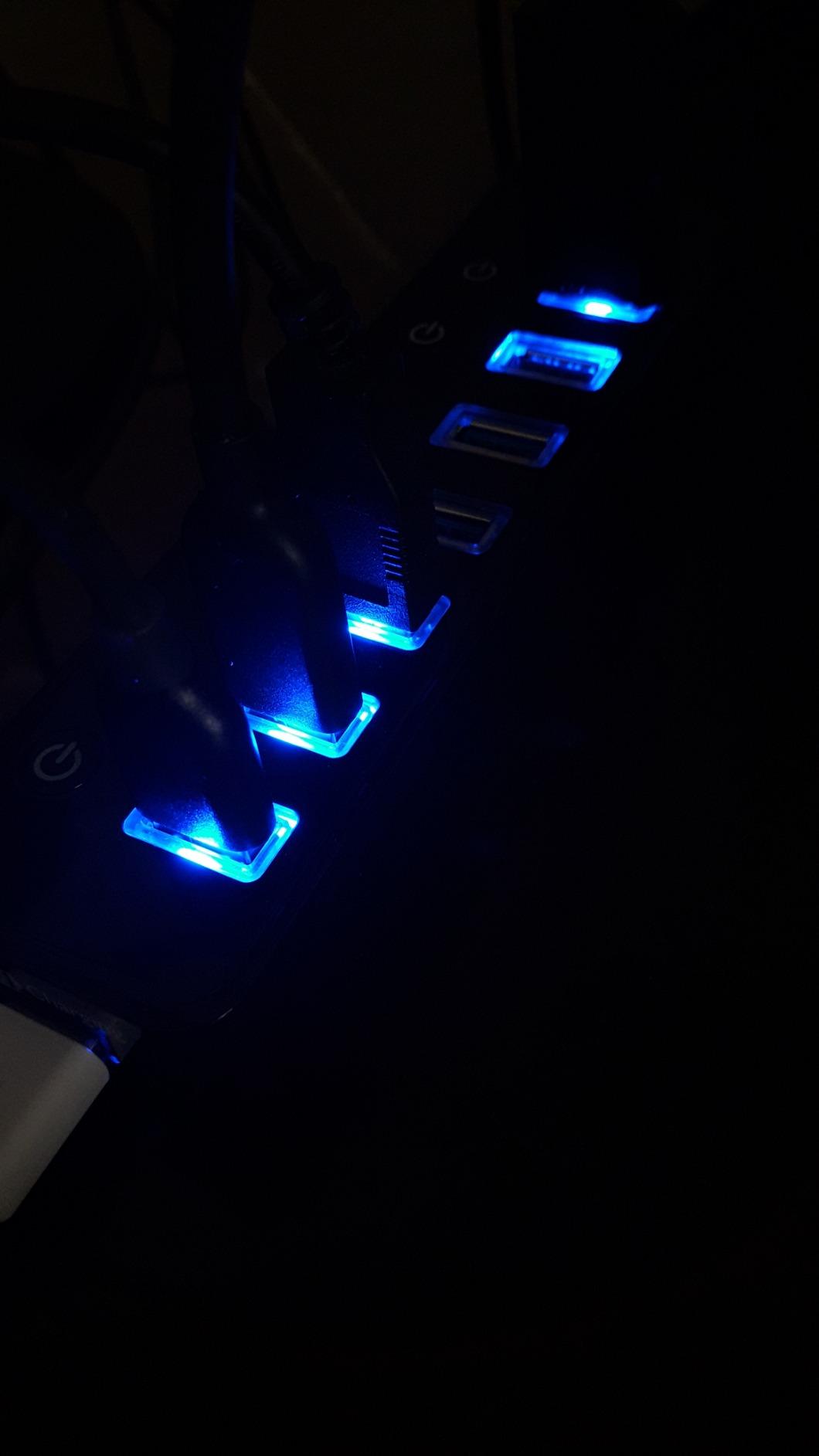 Powered USB Hub 3.0, Atolla 7-Port USB Data Hub Splitter with One Smart Charging Port and Individual On/Off Switches and 5V/4A Power Adapter USB Extension for MacBook, Mac Pro/Mini and More. - Customer Photo 2
