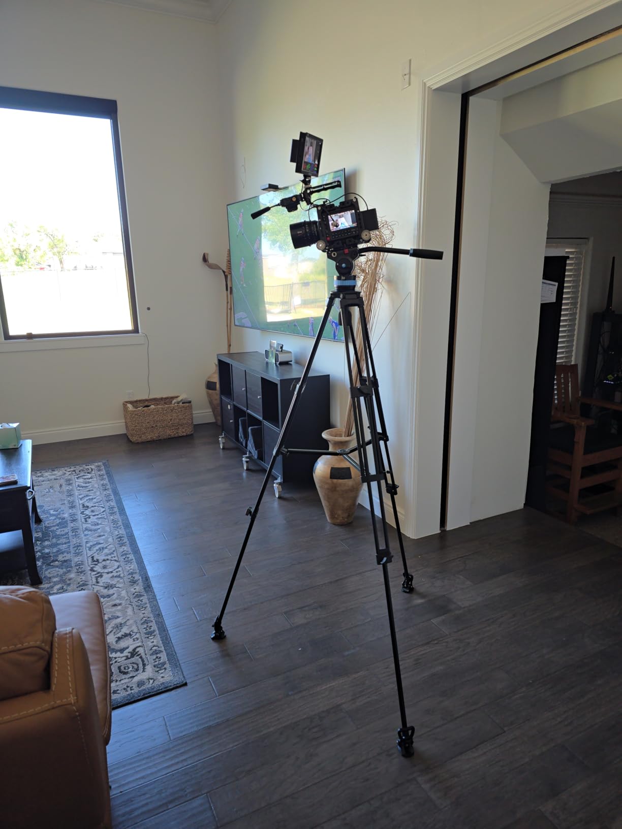 SIRUI AM-25S Video Tripod, 74.8 SIRUI AM-25S Video Tripod, 74.8