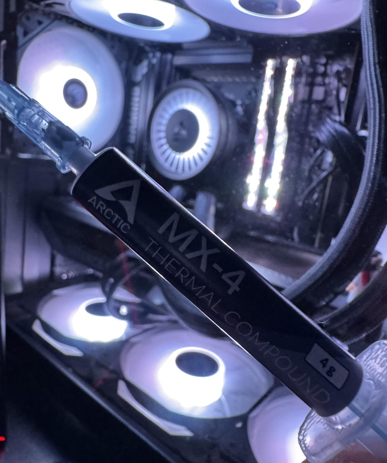 ARCTIC MX-4 (4 g) - Premium Performance Thermal Paste for All Processors (CPU, GPU - PC, PS4, Xbox), Very high Thermal Conductivity, Long Durability, Safe Application, Non-Conductive, Non-capacitive customer photo 2