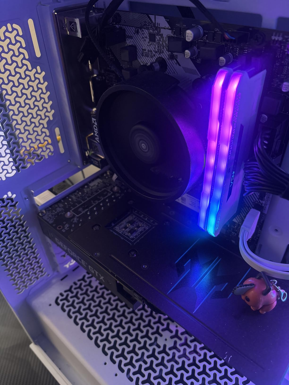 B450M-HDV R4.0 AMD B450 AM4 Socket Ryzen 2000 - 5000 Processors DDR4 3200 64GB HDMI DVI-D D-Sub Motherboard SATA 6Gb/s Micro ATX M.2 Customer Review B450M-HDV R4.0 AMD B450 AM4 Socket Ryzen 2000 - 5000 Processors DDR4 3200 64GB HDMI DVI-D D-Sub Motherboard SATA 6Gb/s Micro ATX M.2 - Customer Photo 1