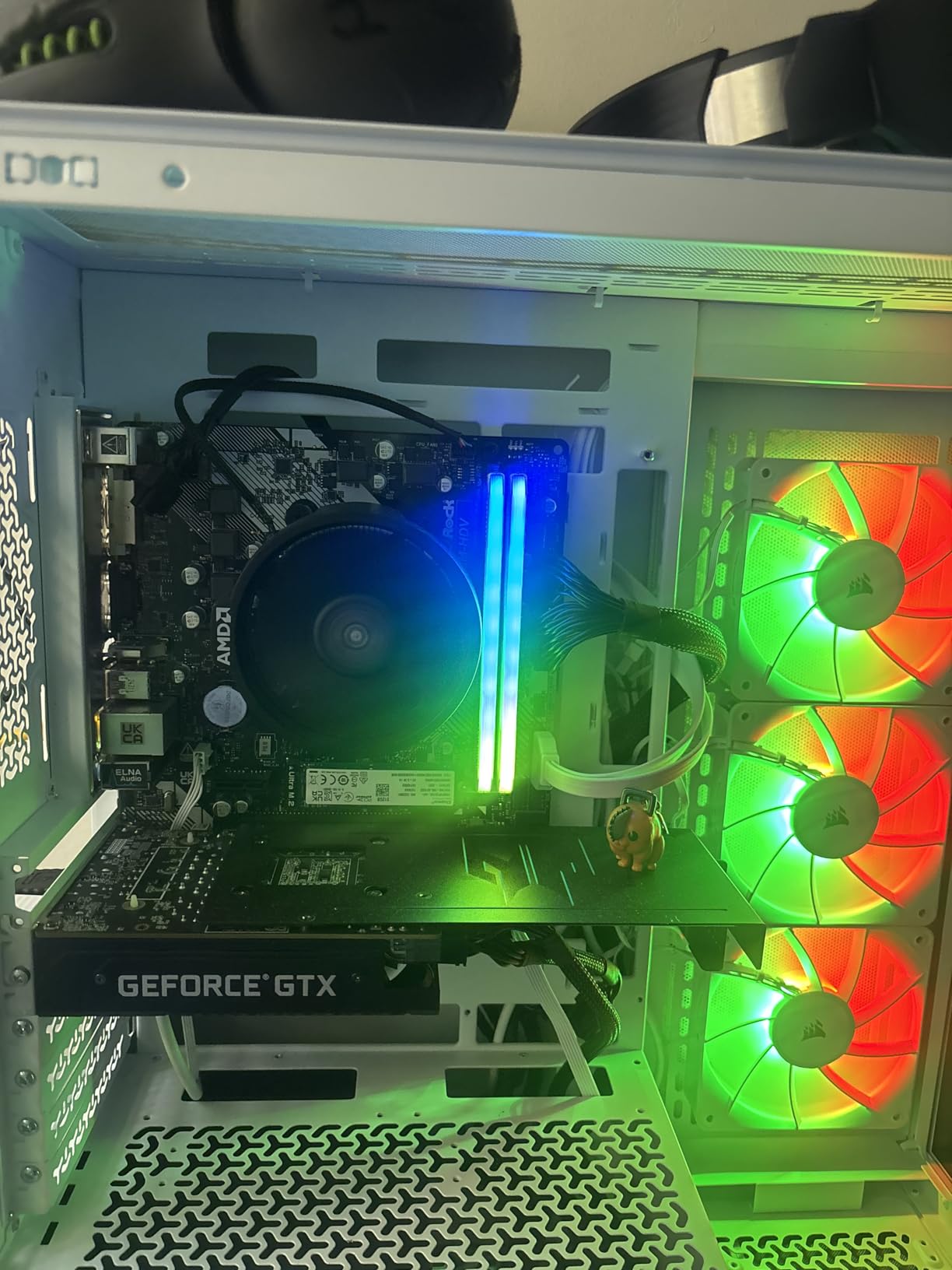 B450M-HDV R4.0 AMD B450 AM4 Socket Ryzen 2000 - 5000 Processors DDR4 3200 64GB HDMI DVI-D D-Sub Motherboard SATA 6Gb/s Micro ATX M.2 Customer Review B450M-HDV R4.0 AMD B450 AM4 Socket Ryzen 2000 - 5000 Processors DDR4 3200 64GB HDMI DVI-D D-Sub Motherboard SATA 6Gb/s Micro ATX M.2 - Customer Photo 2