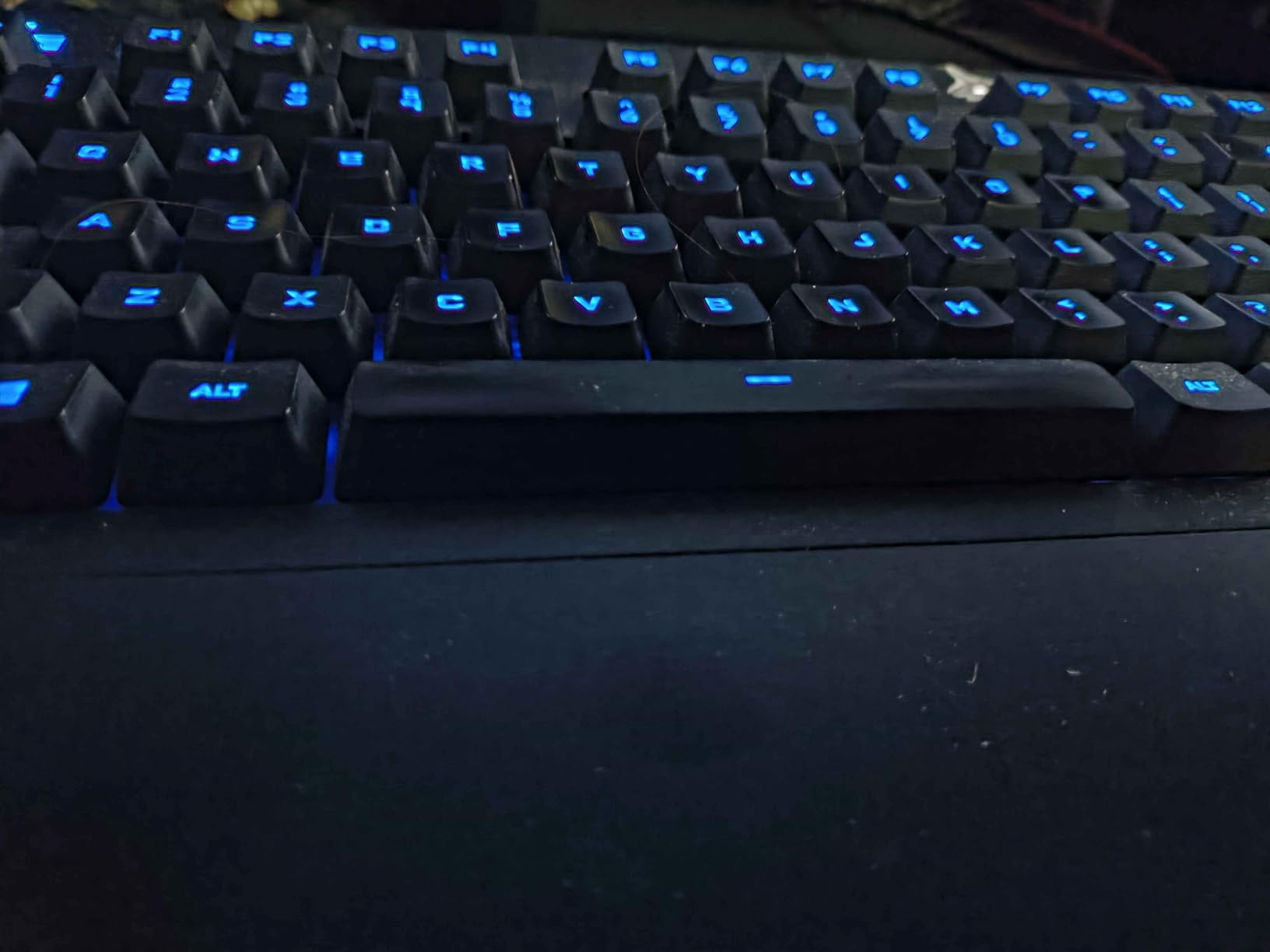 Logitech G213 Prodigy Wired Gaming Keyboard, LIGHTSYNC RGB Backlit Keys, Spill-Resistant, Customizable Keys, Dedicated Multi-Media Keys – Black Customer Review Logitech G213 Prodigy Wired Gaming Keyboard, LIGHTSYNC RGB Backlit Keys, Spill-Resistant, Customizable Keys, Dedicated Multi-Media Keys – Black - Customer Photo 2