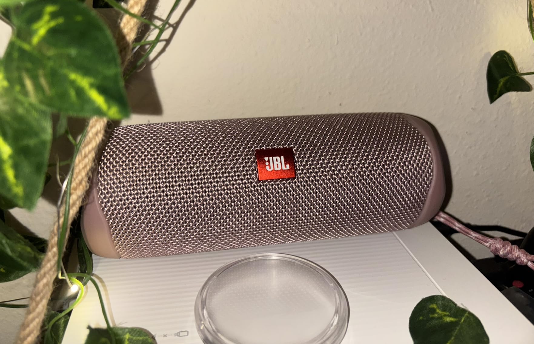 JBL FLIP 5, Waterproof Portable Bluetooth Speaker, Black, Small Customer Review JBL FLIP 5, Waterproof Portable Bluetooth Speaker, Black, Small - Customer Photo 1