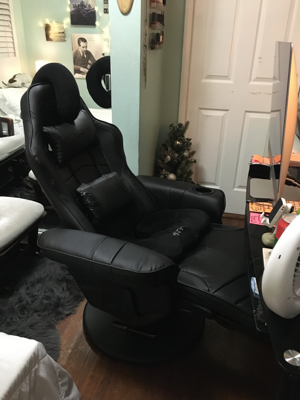RESPAWN 900 Racing Style Gaming Recliner, Reclining Gaming Chair, in Gray RSP 900 GRY - Customer Photo 2