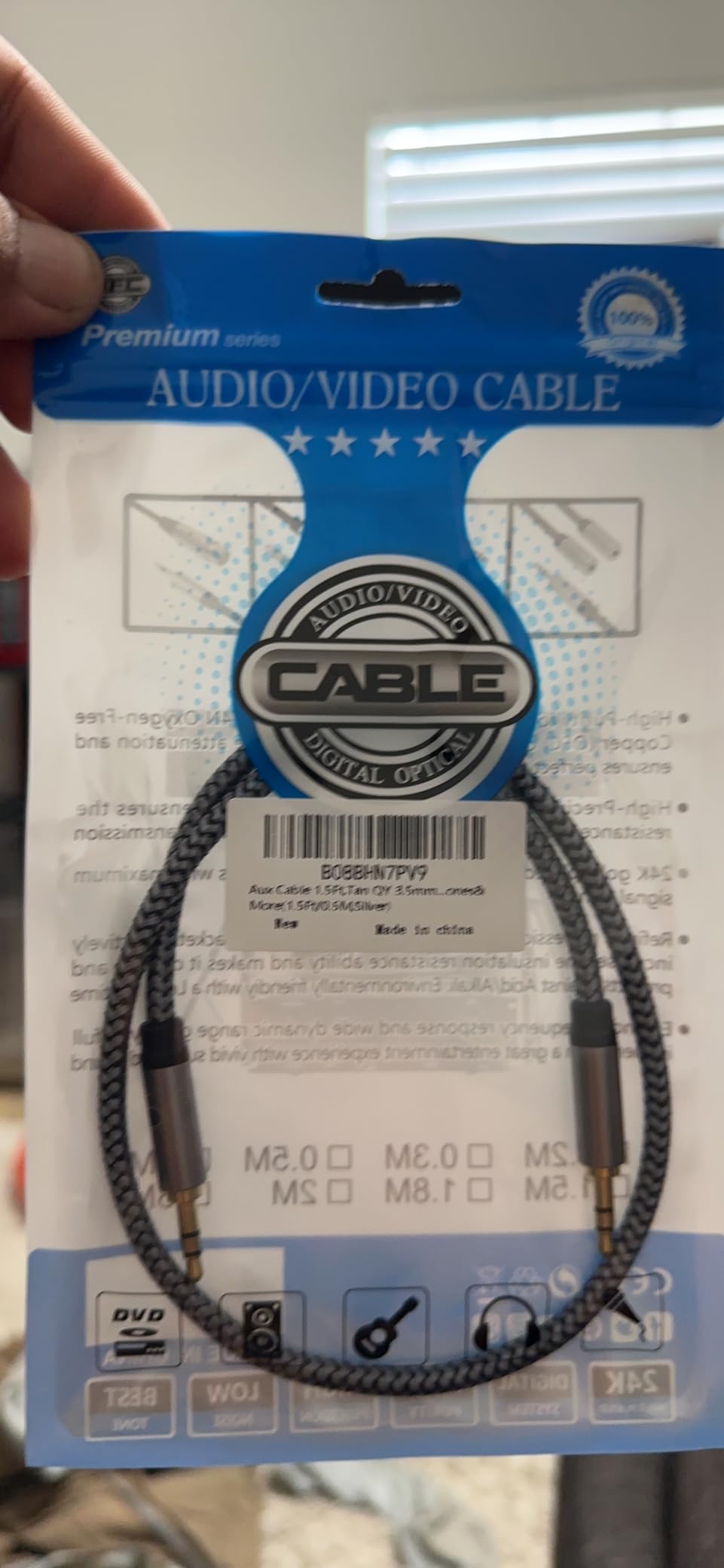 Tan QY 3.5mm Nylon Braided Aux Cable 10Ft, Audio Auxiliary Input Adapter Male to Male Cord for Headphones, Car, Home Stereos, Speaker, iPhone, iPad, iPod & More (10Ft/3M, Silver) Customer Review Tan QY 3.5mm Nylon Braided Aux Cable 10Ft, Audio Auxiliary Input Adapter Male to Male Cord for Headphones, Car, Home Stereos, Speaker, iPhone, iPad, iPod & More (10Ft/3M, Silver) - Customer Photo 1