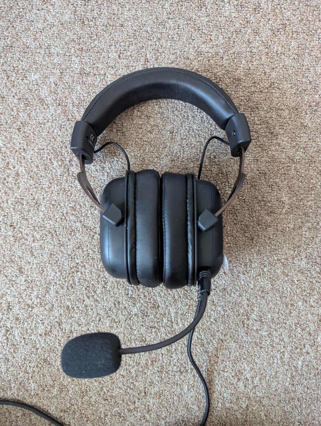 havit H2002d Gaming Headsets for PS4,PC, 53MM Drivers Surround Sound PS5 Headset with Mic Gaming Headphones with Mic Durable Aluminum Frame Valentines Gifts for Men Customer Review havit H2002d Gaming Headsets for PS4,PC, 53MM Drivers Surround Sound PS5 Headset with Mic Gaming Headphones with Mic Durable Aluminum Frame Valentines Gifts for Men - Customer Photo 1
