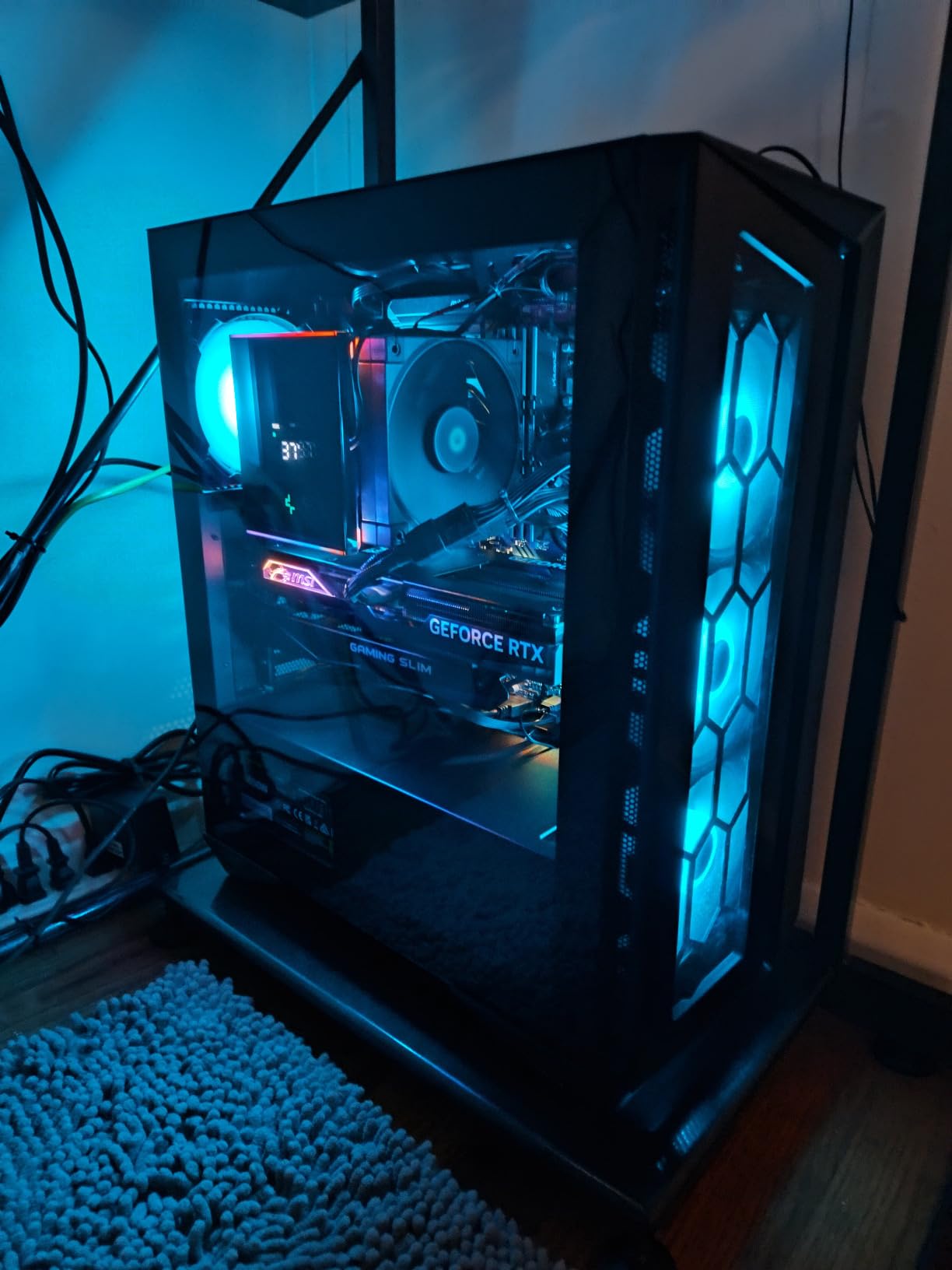 AMD Ryzen 9 5900X 12-core, 24-Thread Unlocked Desktop Processor - Customer Photo 3