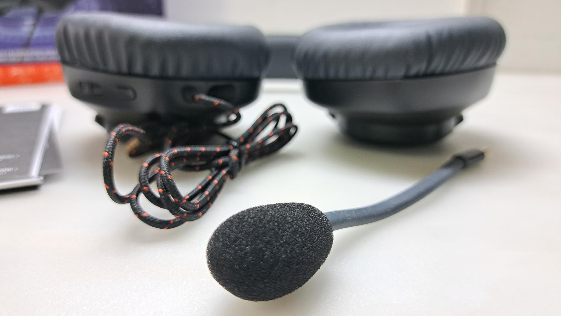 JBL Quantum 100 - Wired Over-Ear Gaming Headphones - Black, Large Customer Review JBL Quantum 100 - Wired Over-Ear Gaming Headphones - Black, Large - Customer Photo 5