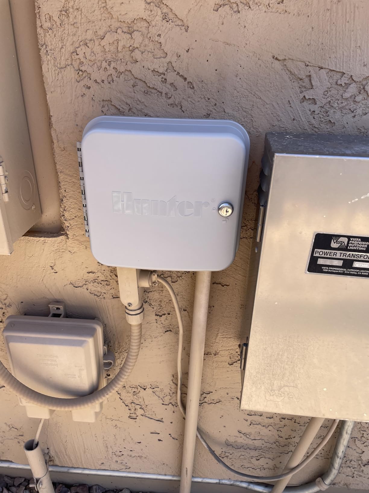 Hunter Hydrawise HPC400 Smart WiFi Irrigation Controller for Lawns and Gardens, 4 Zone, Expandable to 16 Zones, Weather Based, App Controlled Sprinkler System Customer Review Hunter Hydrawise HPC400 Smart WiFi Irrigation Controller for Lawns and Gardens, 4 Zone, Expandable to 16 Zones, Weather Based, App Controlled Sprinkler System - Customer Photo 2