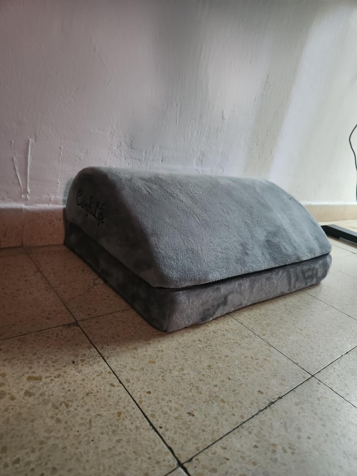 ComfiLife Foot Rest for Under Desk at Work – Adjustable Height Memory Foam Foot Stool for Under Desk, Office Chair & Gaming Chair – Ergonomic Footrest for Back & Hip Pain Relief (Black) Customer Review ComfiLife Foot Rest for Under Desk at Work – Adjustable Height Memory Foam Foot Stool for Under Desk, Office Chair & Gaming Chair – Ergonomic Footrest for Back & Hip Pain Relief (Black) - Customer Photo 5