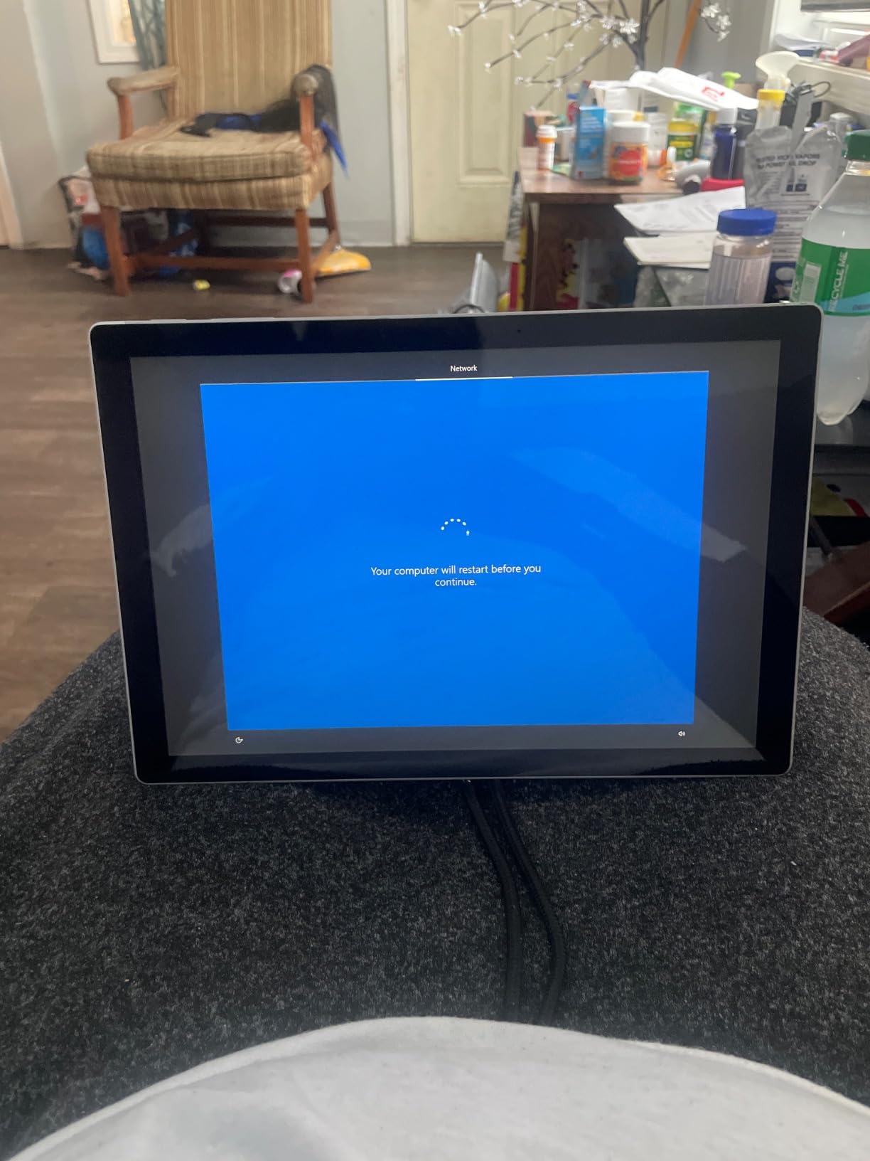 Microsoft Surface Pro 7 256GB i5 8GB RAM with Windows 10 Pro (Wi-Fi, Quad-Core i5-1035G4,) Platinum PVR-00001 (Renewed) - Customer Photo 3