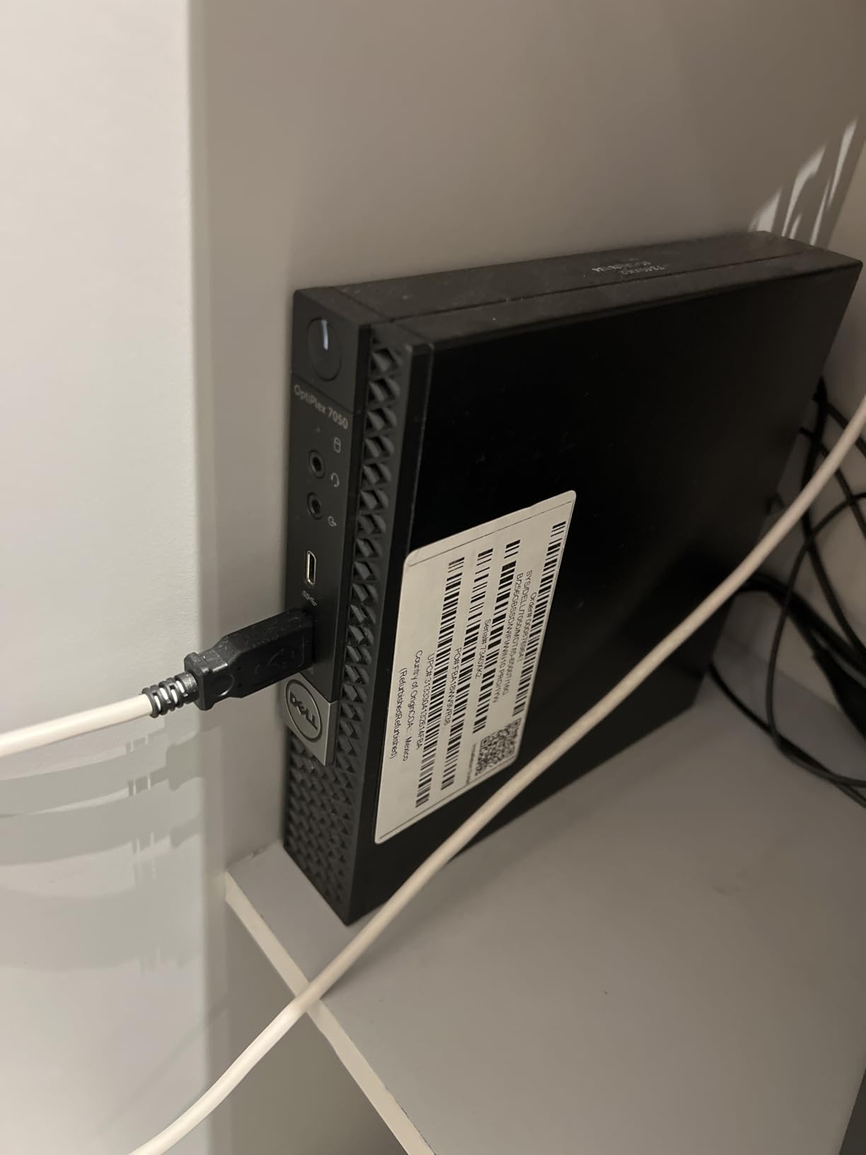 Dell OptiPlex 7050 Micro Computer, Intel Quad Core i5-6500T up to 3.1GHz, 16G DDR4, 256G SSD, Windows 11 Pro 64 Bit (Renewed) - Customer Photo 1
