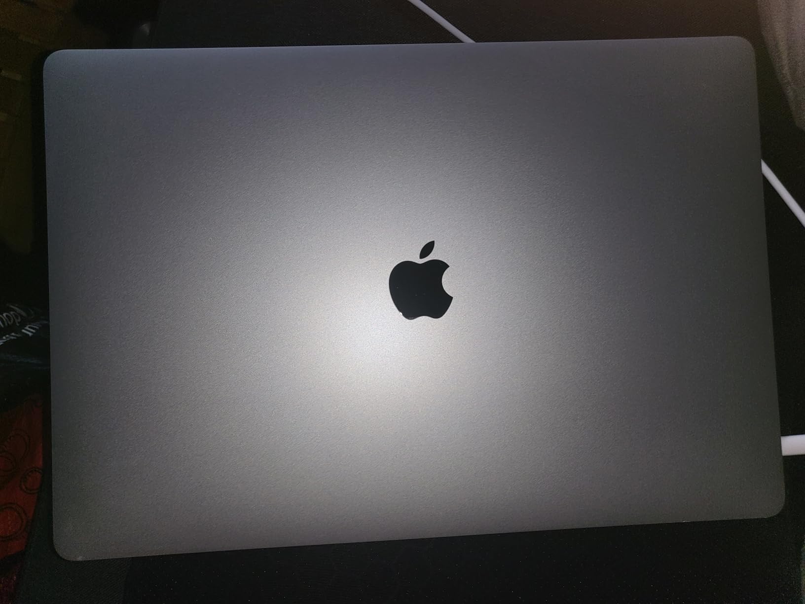 Apple 2019 MacBook Pro with 2.3GHz Intel Core i9, 16-inch, 16GB RAM, 1TB Storage, Space Gray (Renewed) Customer Review Apple 2019 MacBook Pro with 2.3GHz Intel Core i9, 16-inch, 16GB RAM, 1TB Storage, Space Gray (Renewed) - Customer Photo 2