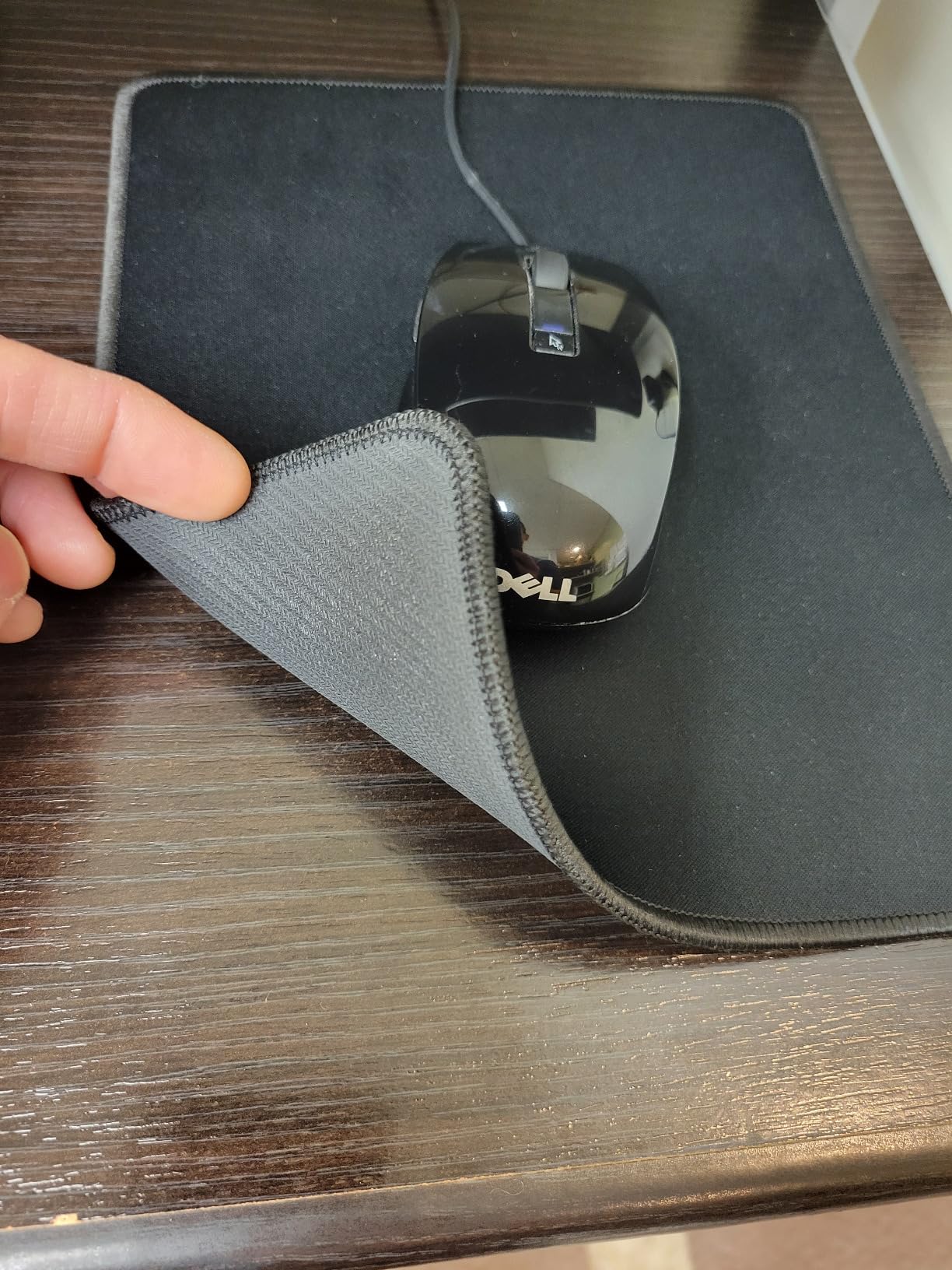 JIKIOU Mouse Pad with Non-Slip Rubber Base, Premium-Textured & Washable Computer Mousepad with Stitched Edges, Mouse Pads for Computers, Laptop, Gaming, Office & Home, 10.2 x 8.3 in, Black - Customer Photo 3