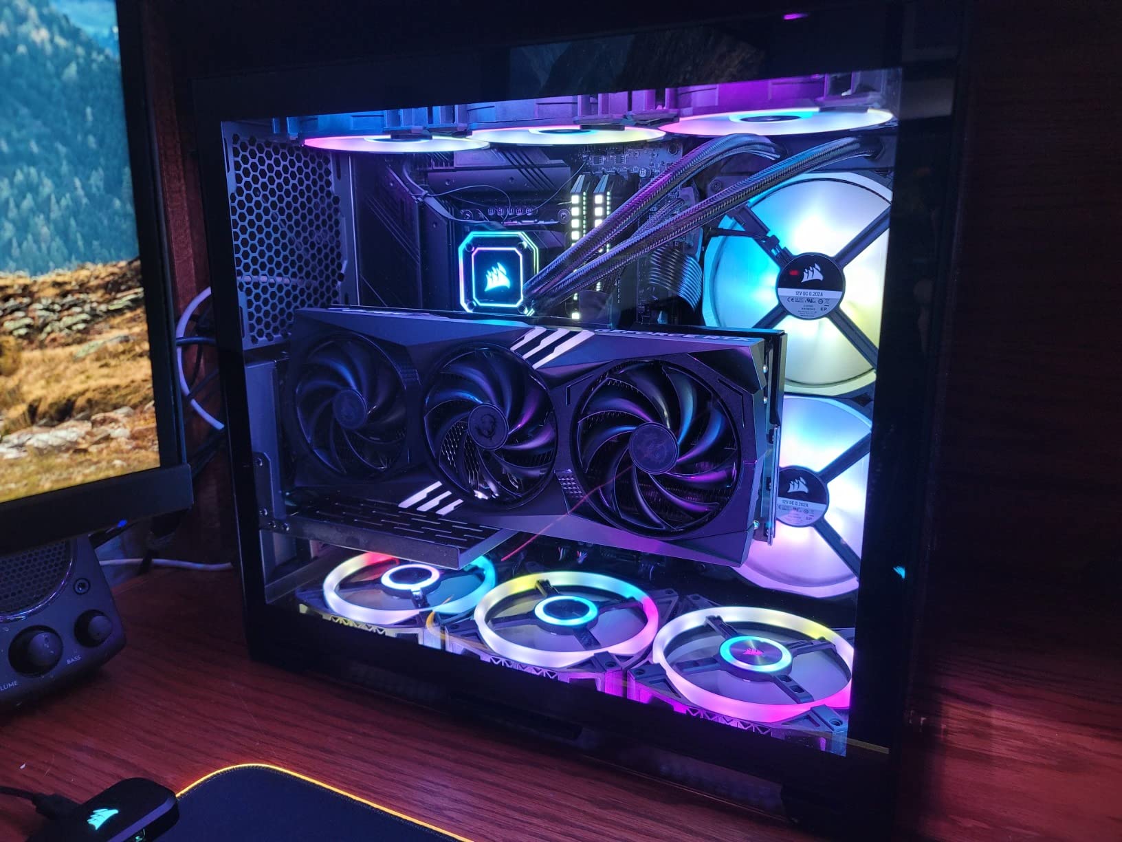 Cooler Master V850 SFX Gold ITX SFF Modular Power Supply, 850W 80Plus Gold, ATX 3.1 | 90° | PCIe 5.1, Designed Ready Nvidia RTX 5080 | AMD RX 9070 XT, Customized Cable, 100mm|3.9