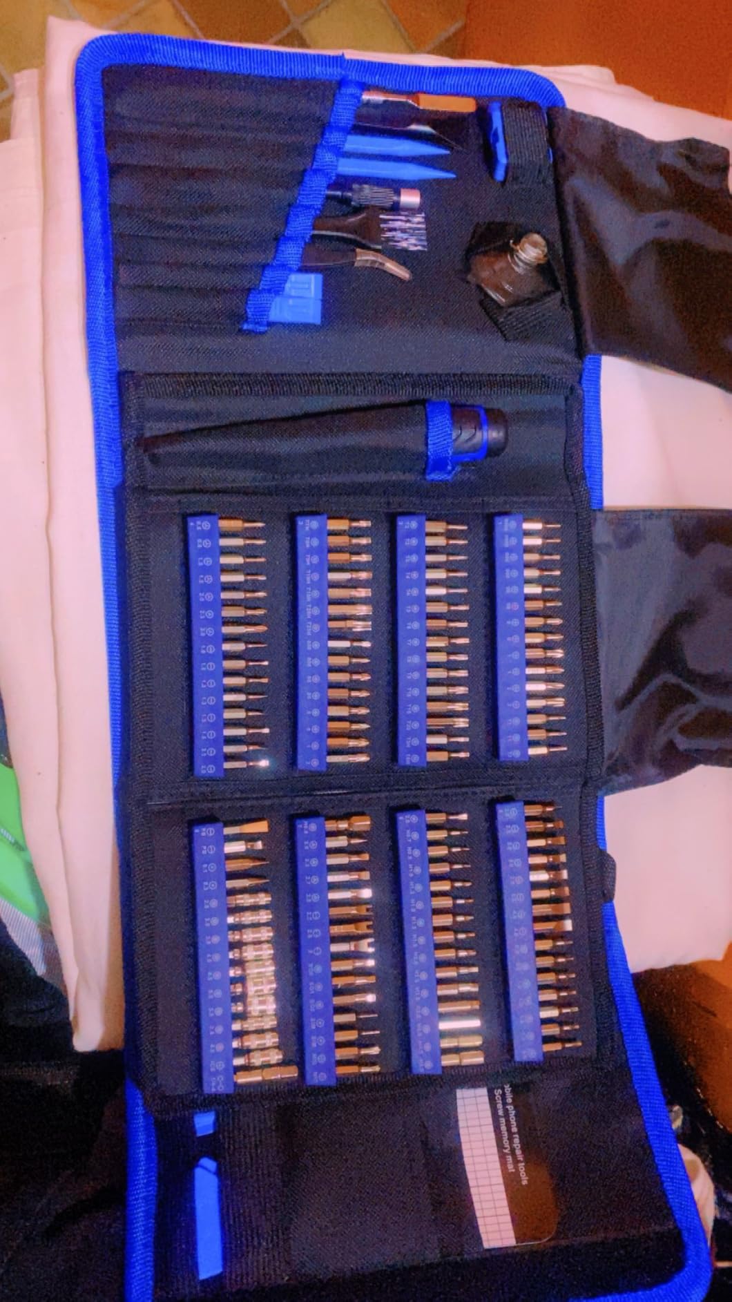 XOOL 200 in 1 Precision Screwdriver Kit, Electronics Repair Tool Magnetic Driver Kit with 164 Bits, Flexible Shaft, Extension Rod for Computer, iPhone, Laptop, PC, PS4, Xbox, Nintendo Customer Review XOOL 200 in 1 Precision Screwdriver Kit, Electronics Repair Tool Magnetic Driver Kit with 164 Bits, Flexible Shaft, Extension Rod for Computer, iPhone, Laptop, PC, PS4, Xbox, Nintendo - Customer Photo 3