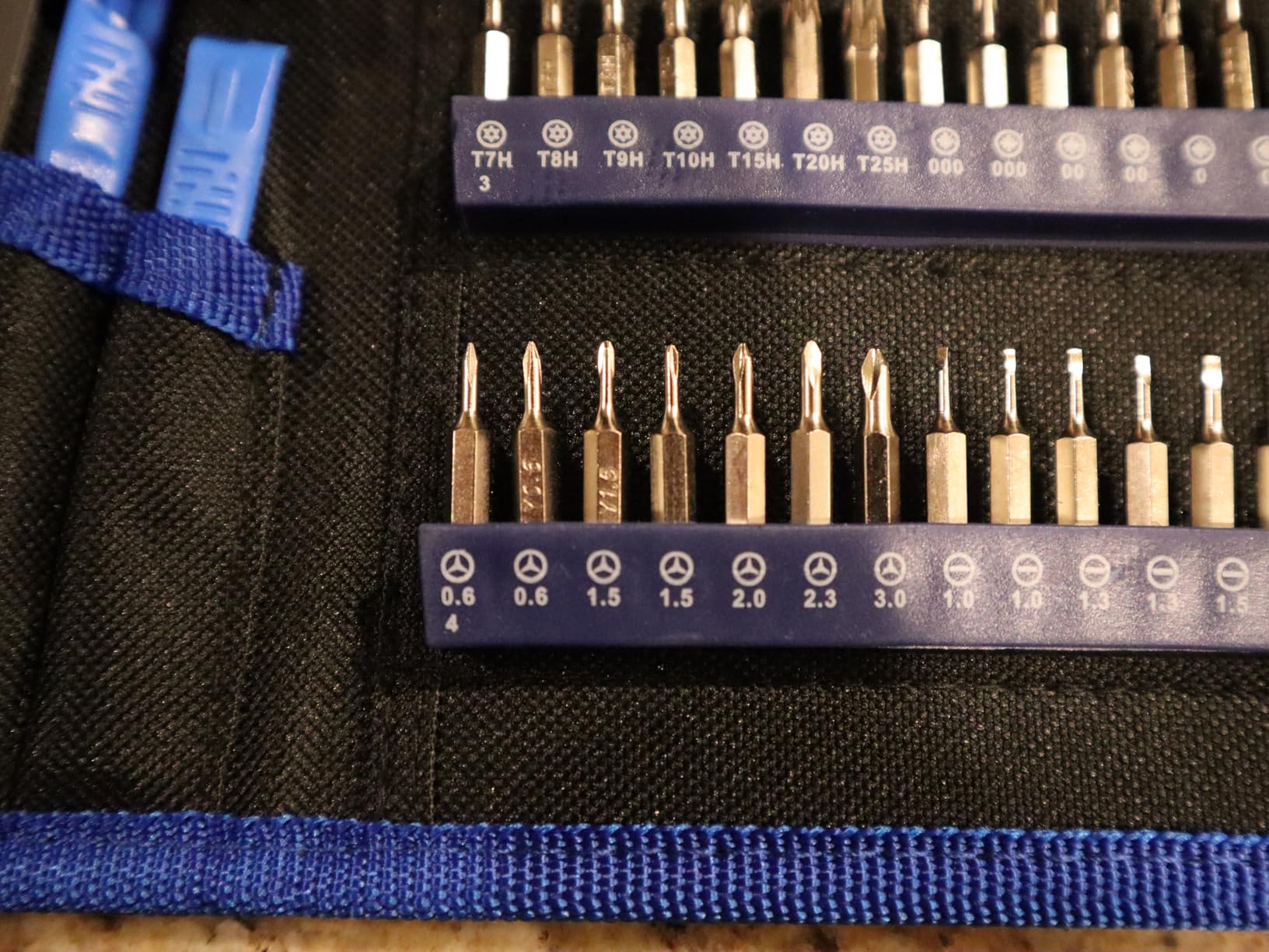 STREBITO Electronics Precision Screwdriver Sets 142-Piece with 120 Bits Magnetic Repair Tool Kit for iPhone, MacBook, Computer, Laptop, PC, Tablet, PS4, Xbox, Nintendo, Game Console Customer Review STREBITO Electronics Precision Screwdriver Sets 142-Piece with 120 Bits Magnetic Repair Tool Kit for iPhone, MacBook, Computer, Laptop, PC, Tablet, PS4, Xbox, Nintendo, Game Console - Customer Photo 3