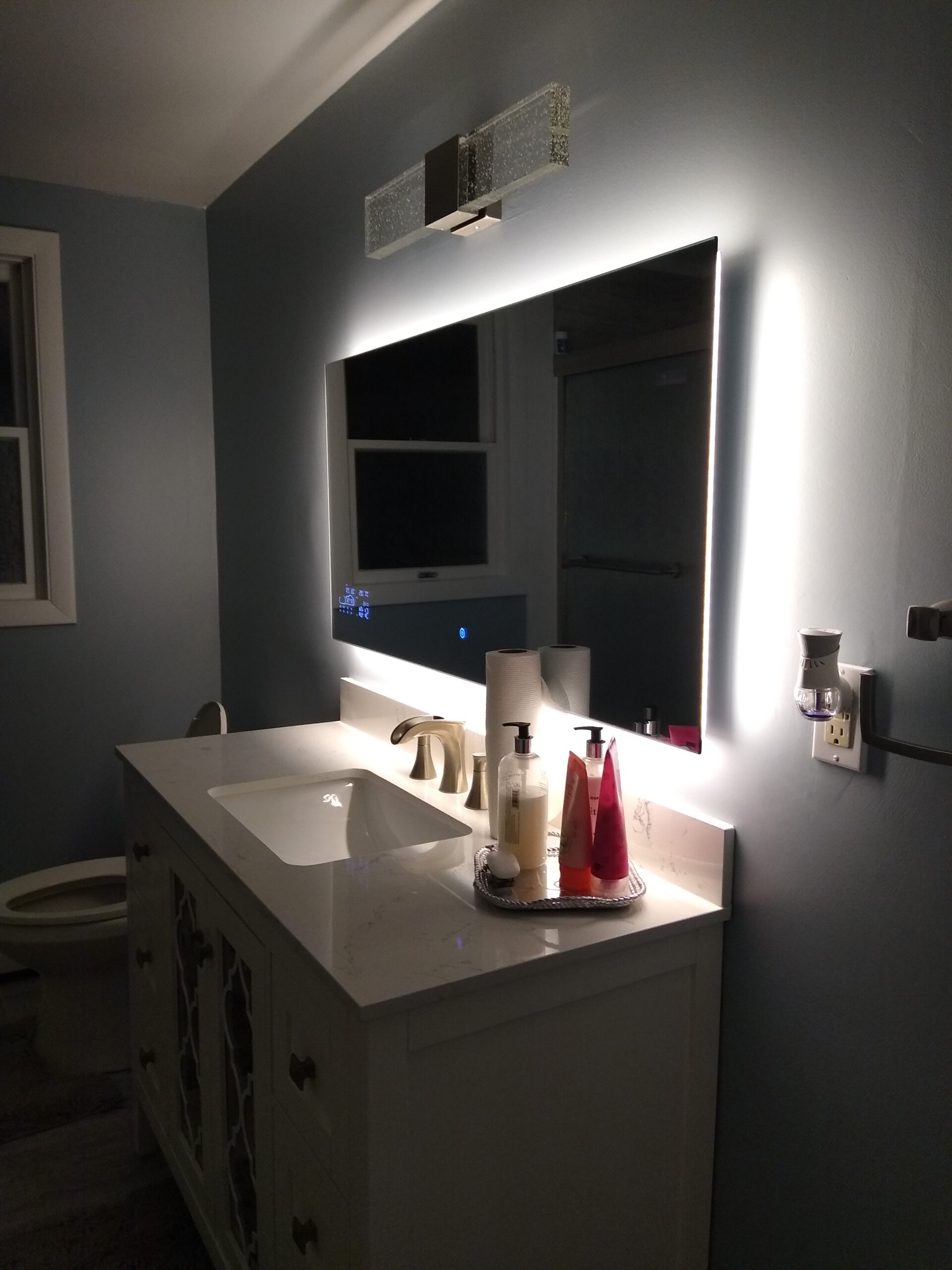 BYECOLD Smart Bathroom Mirror with Bluetooth Wi-Fi Enabled Weather Display, 32