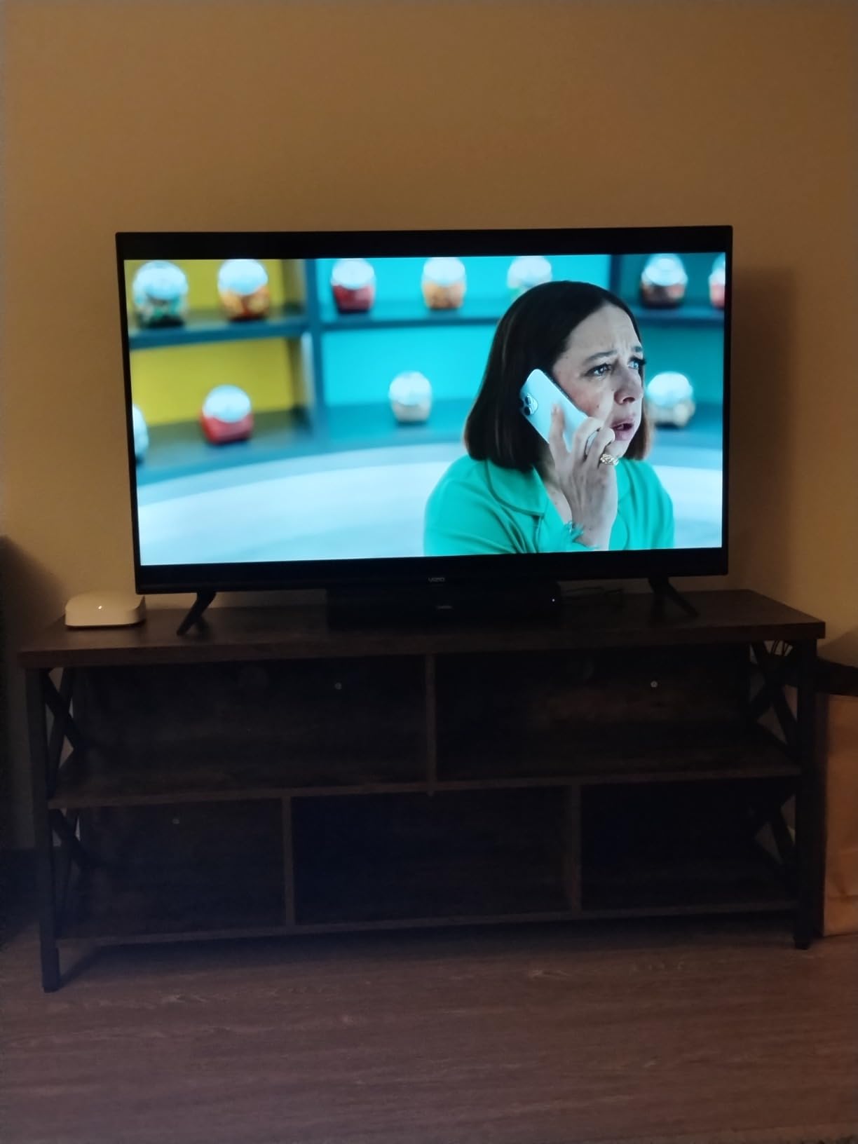 VIZIO 55-Inch V-Series 4K UHD LED Smart TV with Voice Remote, Dolby Vision, HDR10+, Alexa Compatibility, V555-J01, 2021 Model Customer Review VIZIO 55-Inch V-Series 4K UHD LED Smart TV with Voice Remote, Dolby Vision, HDR10+, Alexa Compatibility, V555-J01, 2021 Model - Customer Photo 1