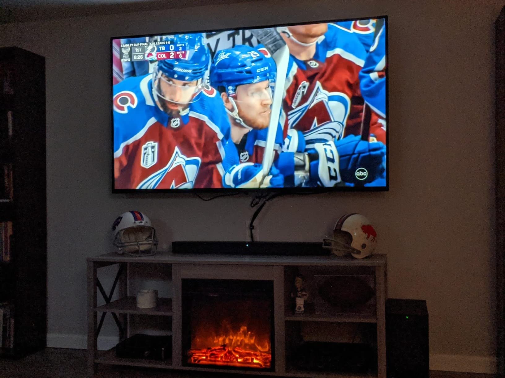 VIZIO 65-Inch V-Series 4K UHD LED Smart TV with Voice Remote, Dolby Vision, HDR10+, Alexa Compatibility, V655-J09, 2022 Model - Customer Photo 4