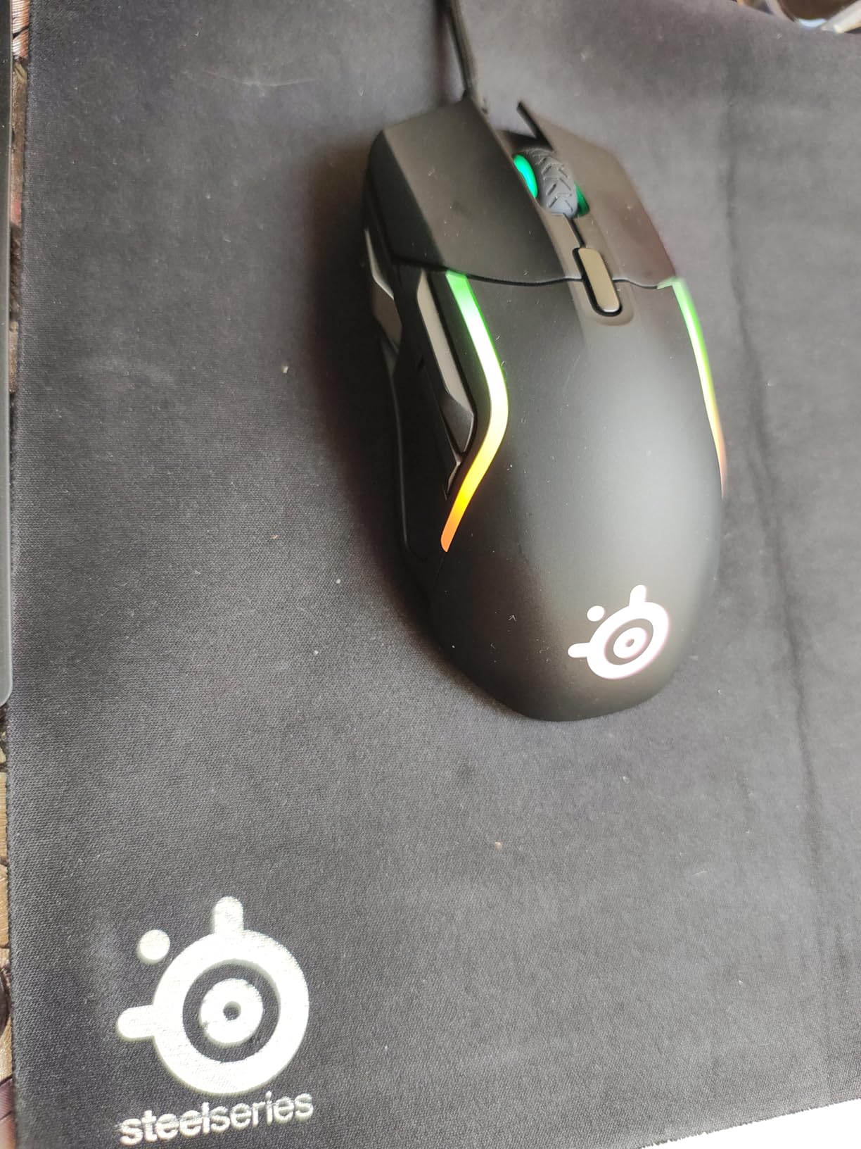SteelSeries Rival 5 Gaming Mouse with PrismSync RGB Lighting and 9 Programmable Buttons - FPS, MOBA, MMO, Battle Royale - 18,000 CPI TrueMove Air Optical Sensor - Black customer photo 1