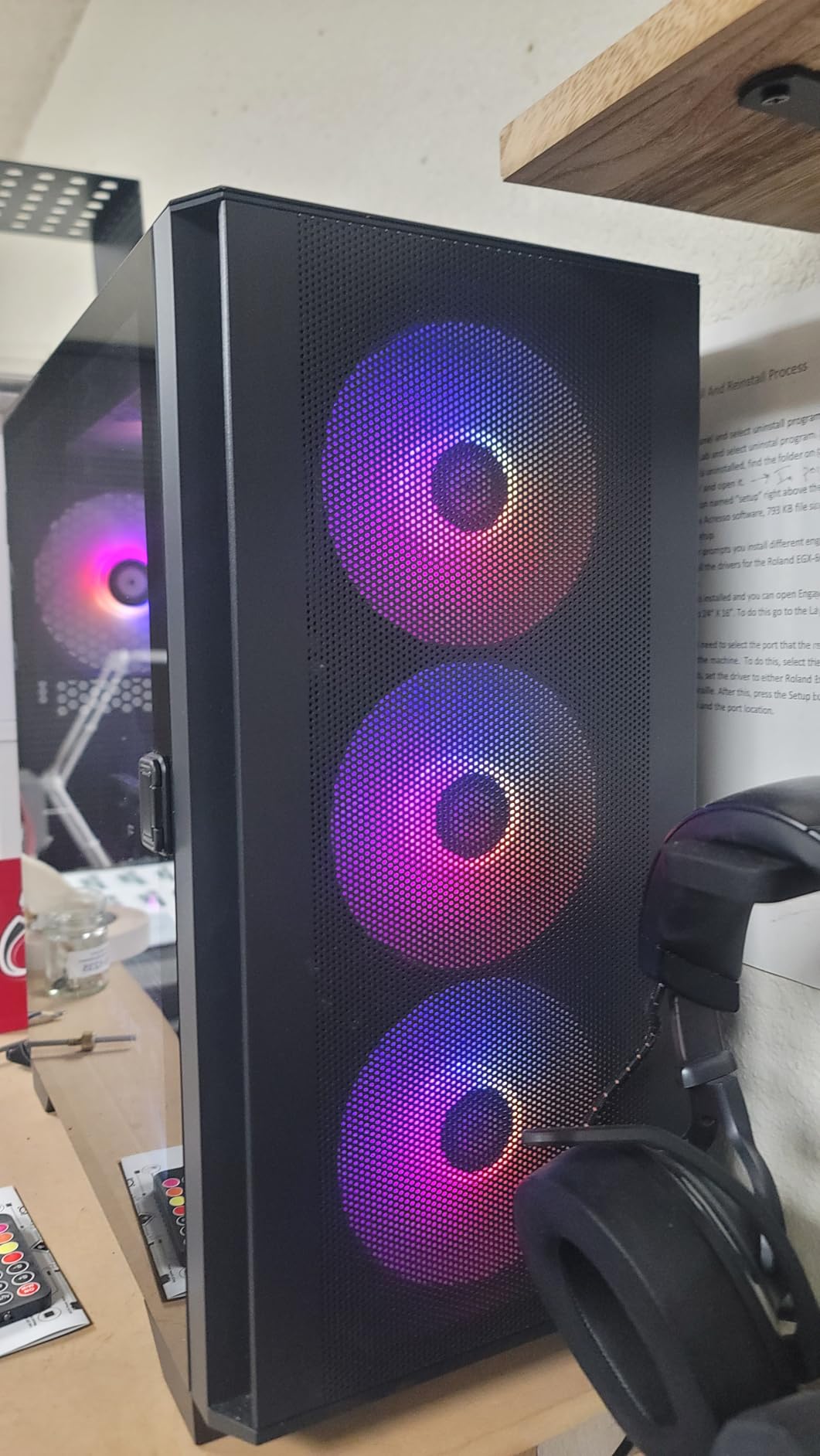 Montech AIR 100 ARGB Micro-ATX Tower with Four ARGB Fans Pre Installed, Ultra-Minimalist Design, Fine Mesh Front Panel, High Airflow, Unique Side Swivel Tempered Glass, Black - Customer Photo 1
