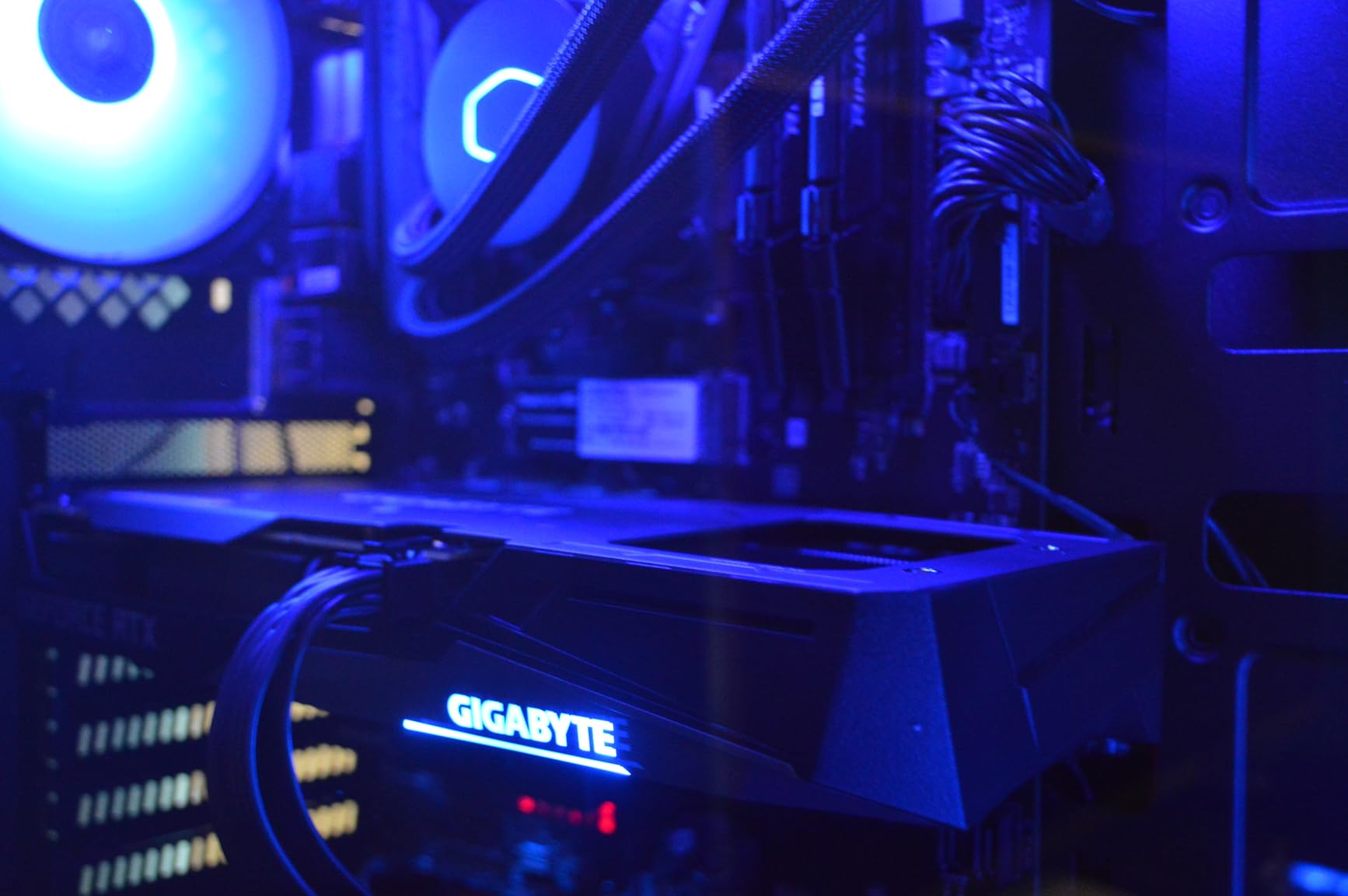 GIGABYTE GeForce RTX 3060 Gaming OC 12G (REV2.0) Graphics Card, 3X WINDFORCE Fans, 12GB 192-bit GDDR6 - Customer Photo 2