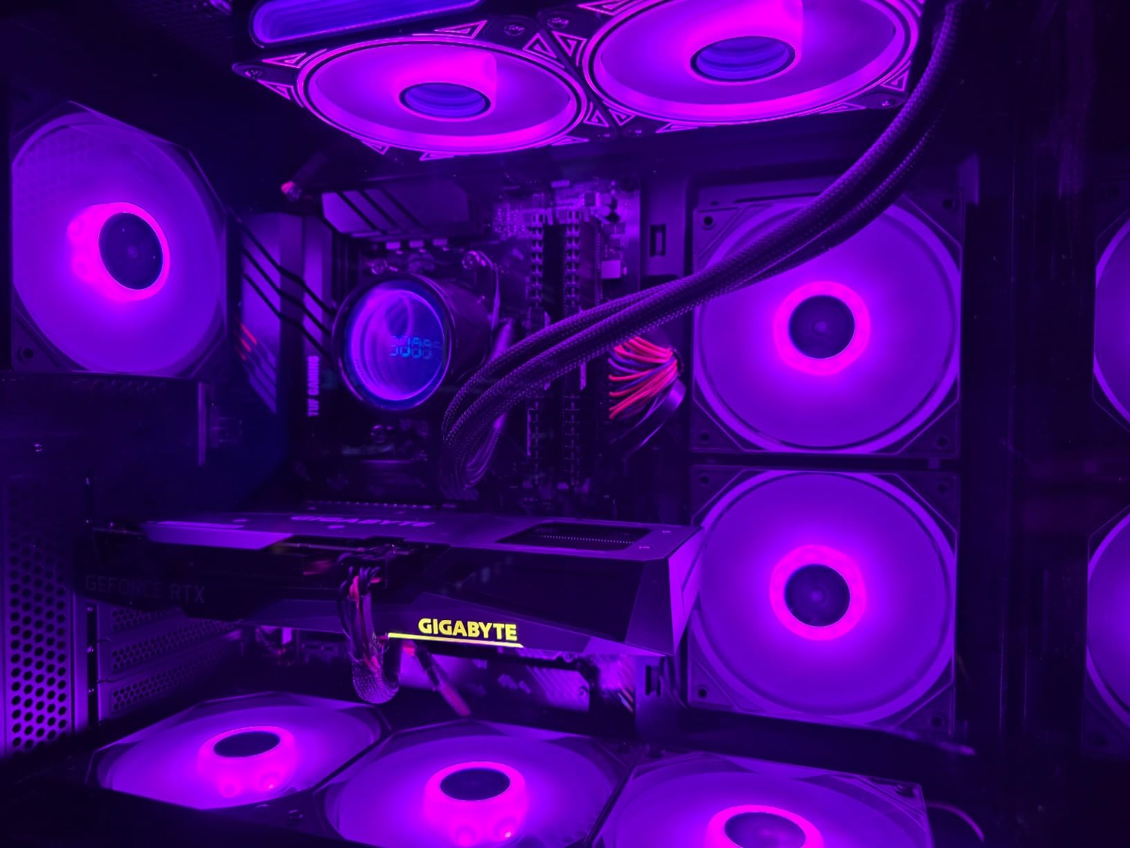 GIGABYTE GeForce RTX 3060 Gaming OC 12G (REV2.0) Graphics Card, 3X WINDFORCE Fans, 12GB 192-bit GDDR6, GV-N3060GAMING OC-12GD Video Card Customer Review GIGABYTE GeForce RTX 3060 Gaming OC 12G (REV2.0) Graphics Card, 3X WINDFORCE Fans, 12GB 192-bit GDDR6, GV-N3060GAMING OC-12GD Video Card - Customer Photo 4