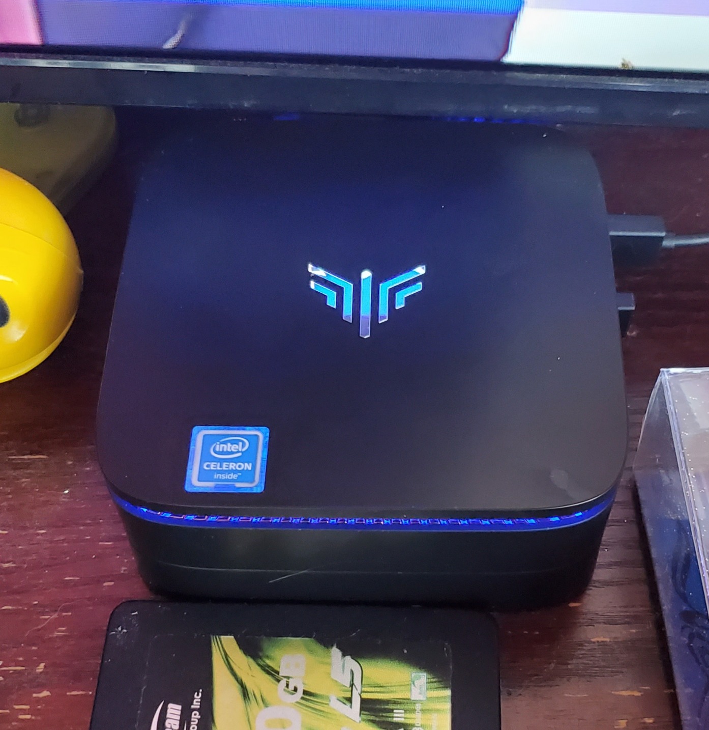 KAMRUI Essenx E1 Mini PC Computer with N97 Processor, 16GB DDR4 RAM 256GB M.2 SSD, Mini Desktop Computer Support Dual 4K, WiFi, Bluetooth, Ethernet, HTPC for Business, Education, Home - Customer Photo 4