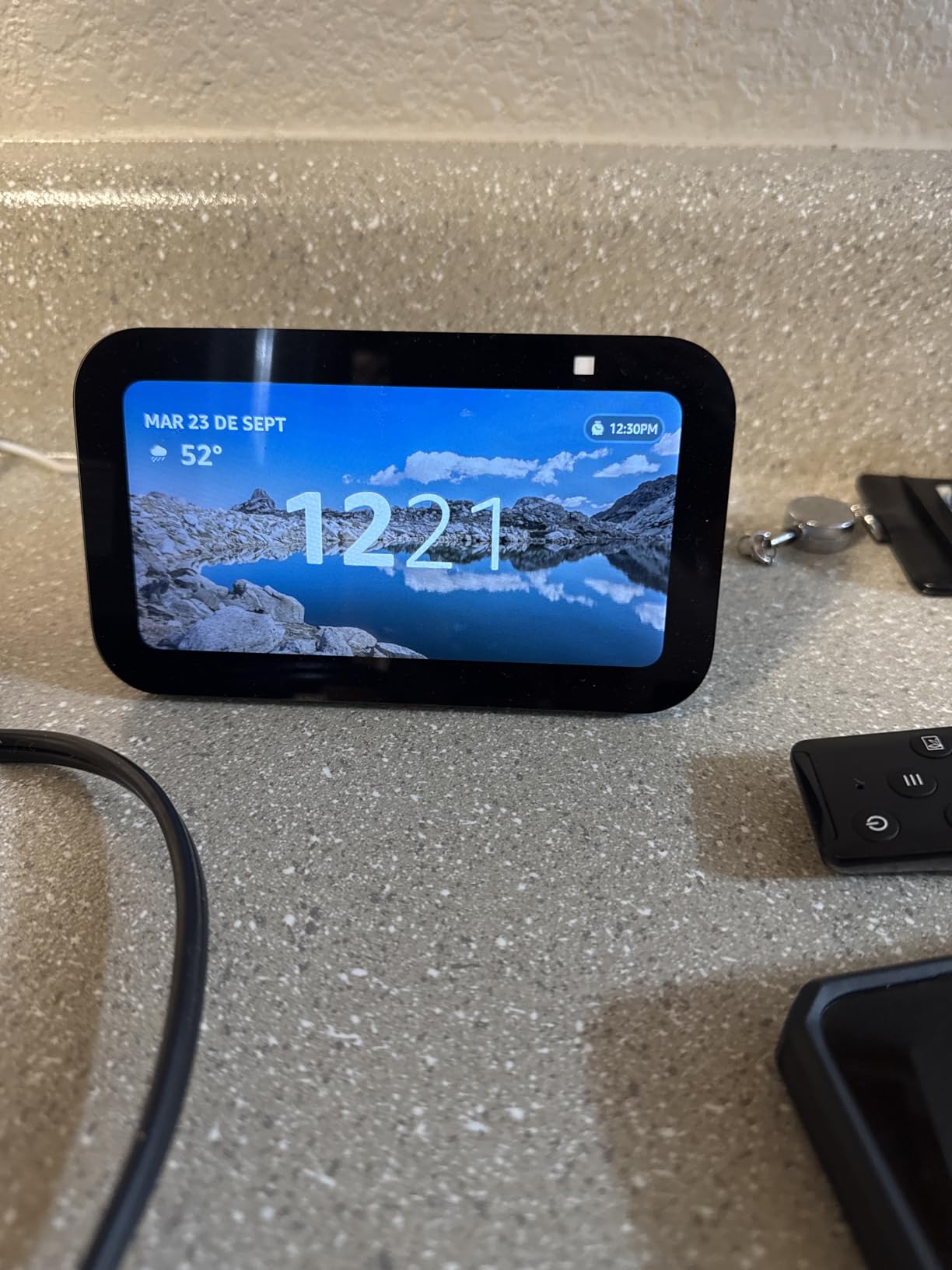 Echo Show 5 (newest model), Smart display, Designed for Alexa+, 2x the bass and clearer sound, Charcoal customer photo 2