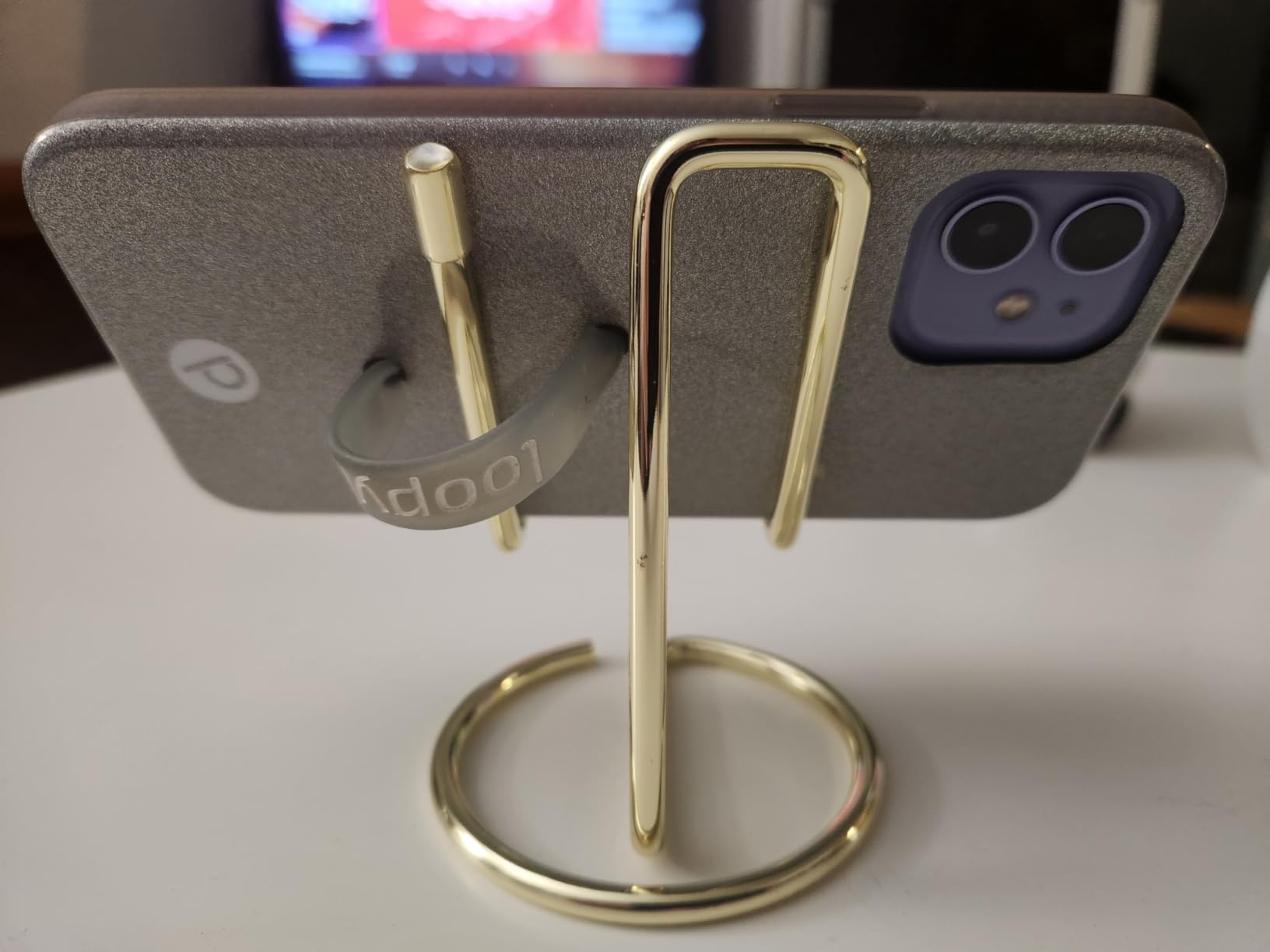 Cell Phone Stand for Desk, Cute Metal Gold Cell Phone Stand Holder Desk Accessories, Compatible with All Mobile Phones, iPhone, Switch, iPad - Customer Photo 1