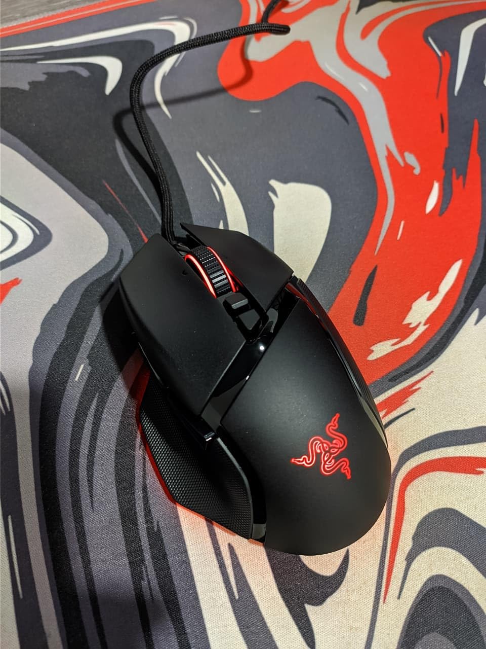 Razer Basilisk V3 Customizable Ergonomic Gaming Mouse: Fastest Gaming Mouse Switch - Chroma RGB Lighting - 26K DPI Optical Sensor - 11 Programmable Buttons - HyperScroll Tilt Wheel - Classic Black customer photo 2