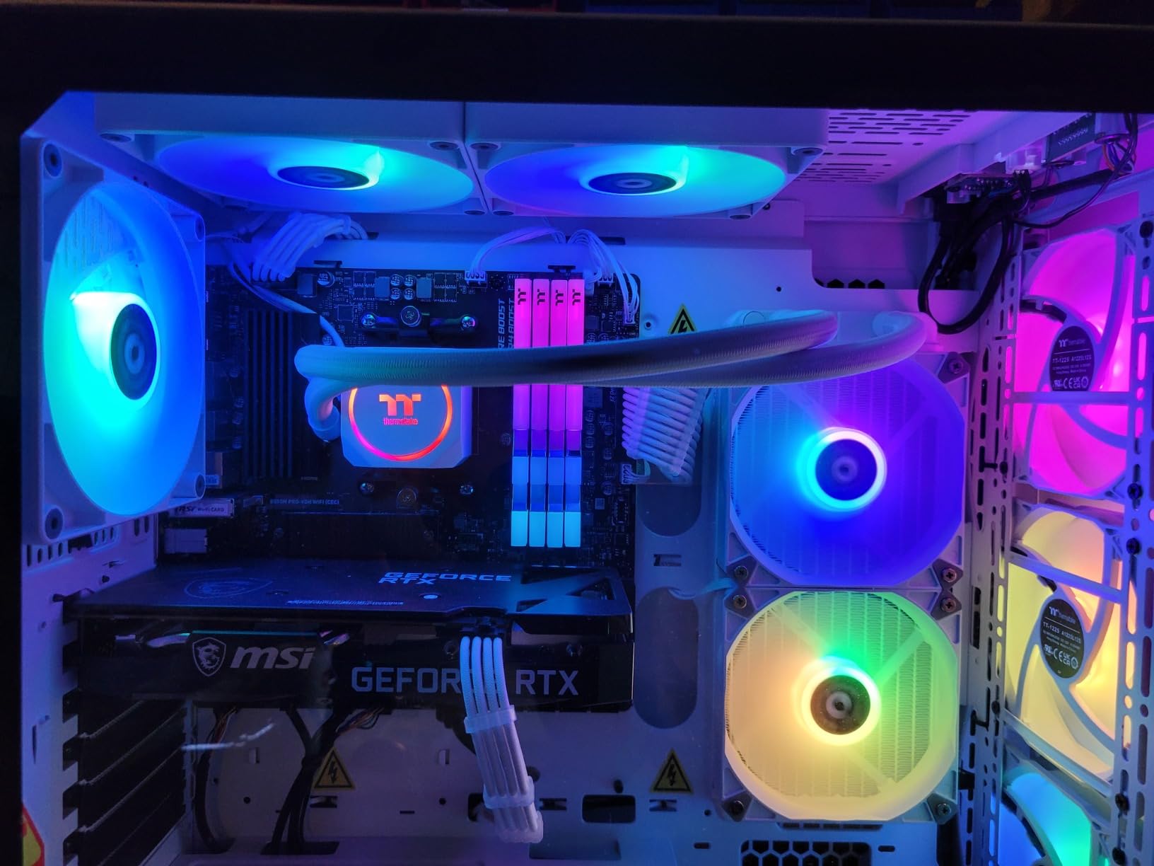 Thermaltake Glacier 360 Liquid-Cooled PC (AMD Ryzen 5 5600X, RTX 3060, 16GB 3600Mhz DDR4 ToughRAM RGB Memory, 1TB NVMe M.2, WiFi, Win 10 Home) Gaming Desktop Computer S3WT-B550-G36-LCS, White customer photo 1