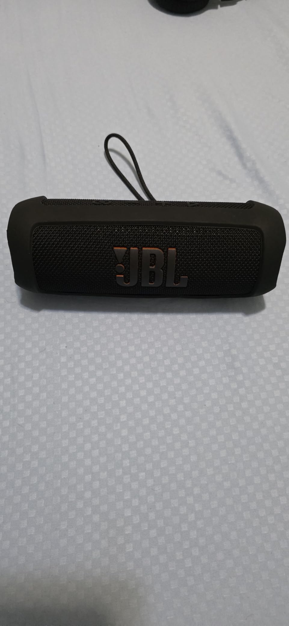 JBL Flip 6 - Portable Bluetooth Speaker, powerful sound and deep bass, IPX7 waterproof, 12 hours of playtime, JBL PartyBoost for multiple speaker pairing for home, outdoor and travel (Blue) Customer Review JBL Flip 6 - Portable Bluetooth Speaker, powerful sound and deep bass, IPX7 waterproof, 12 hours of playtime, JBL PartyBoost for multiple speaker pairing for home, outdoor and travel (Blue) - Customer Photo 1